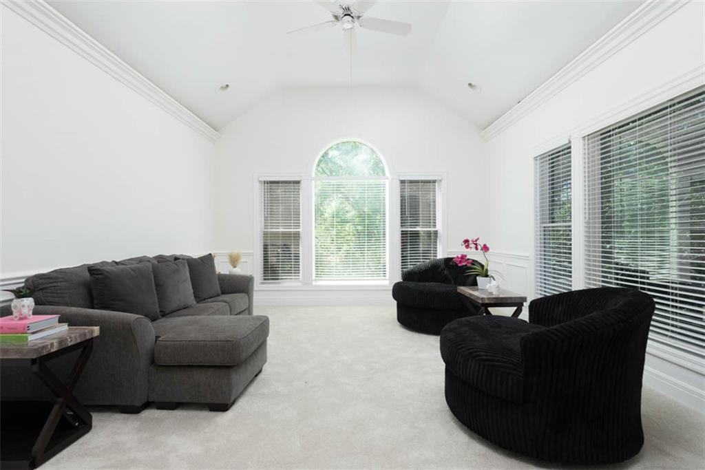 3109 W 118th Street