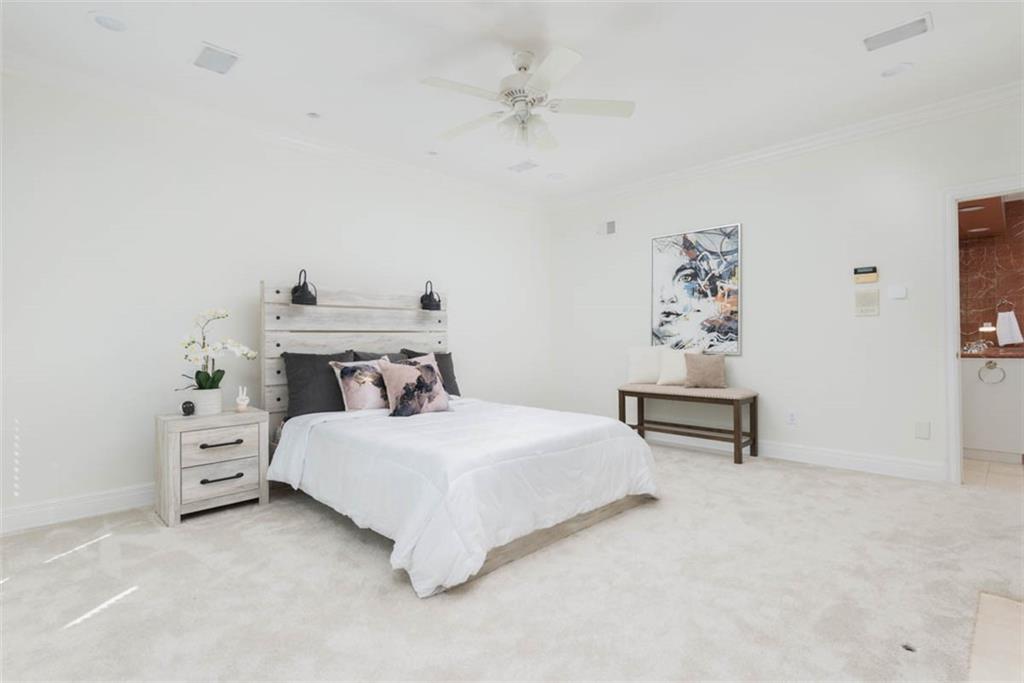 3109 W 118th Street