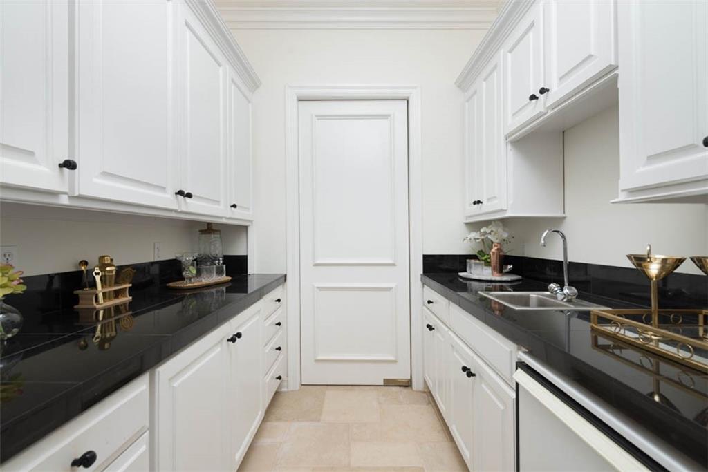 3109 W 118th Street