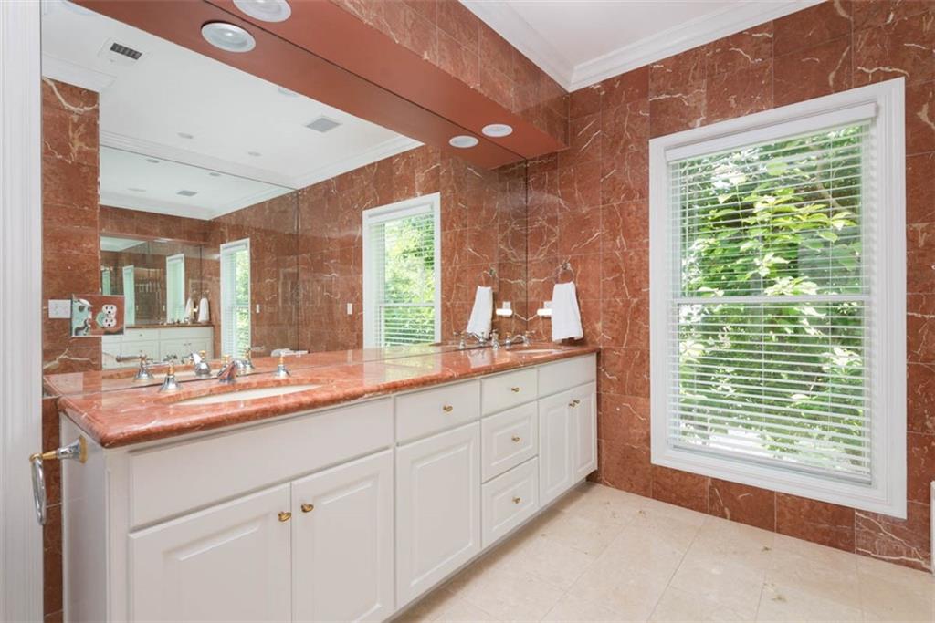3109 W 118th Street