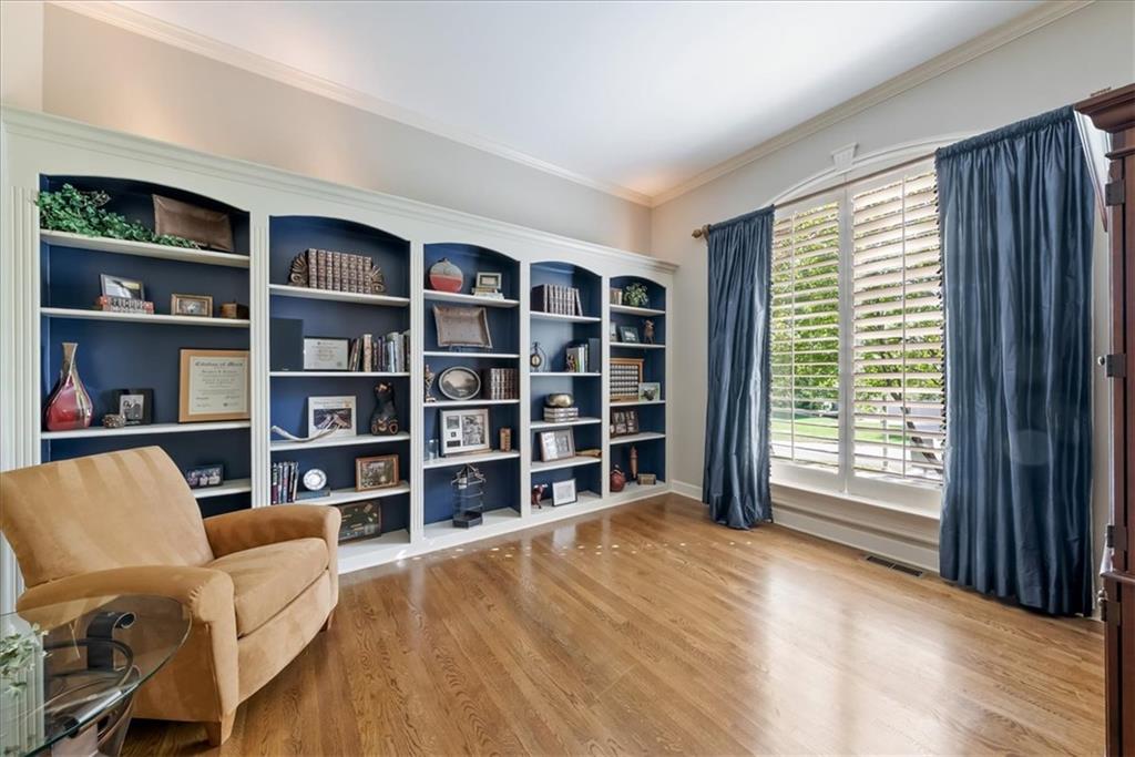 2604 W 141st Street
