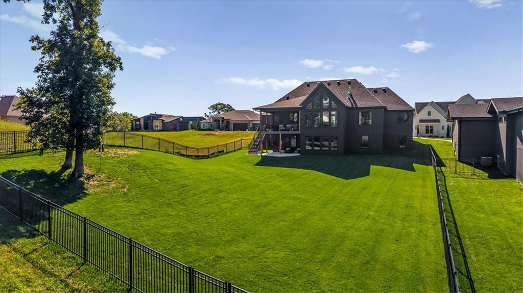 2150 NW Scenic View Drive
