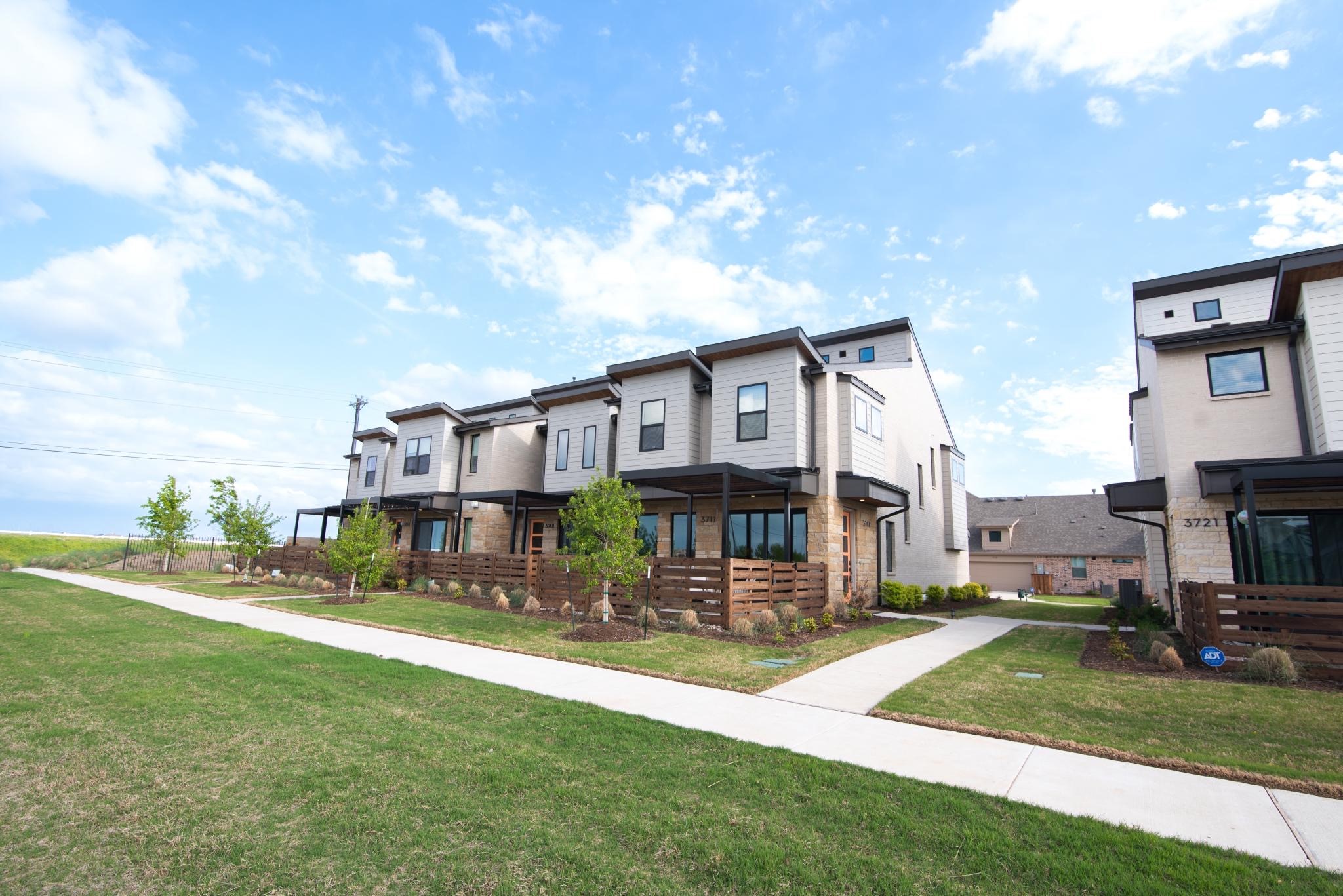 3711 Pine Leaf Lane