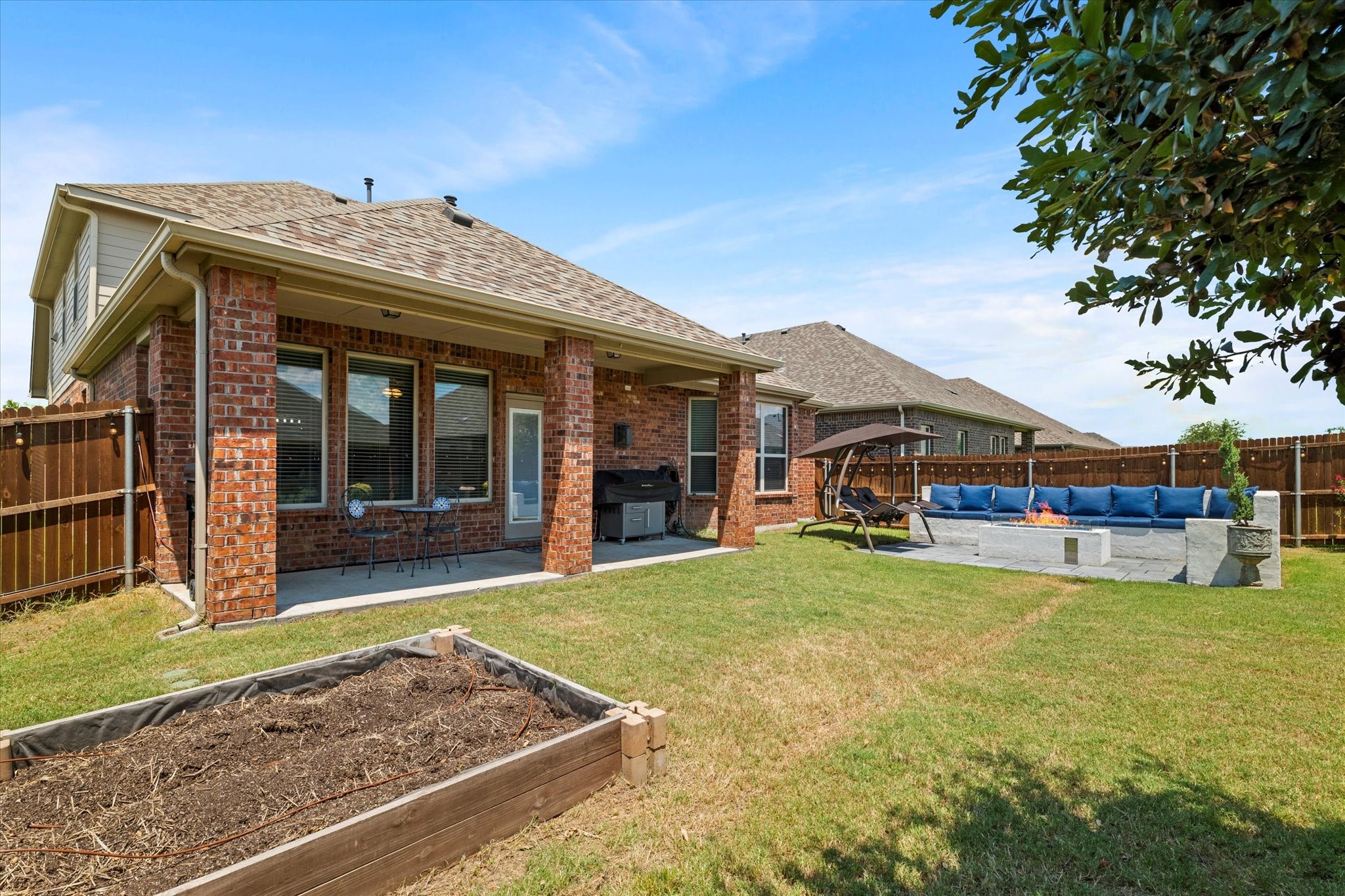 4513 Lakeview Drive