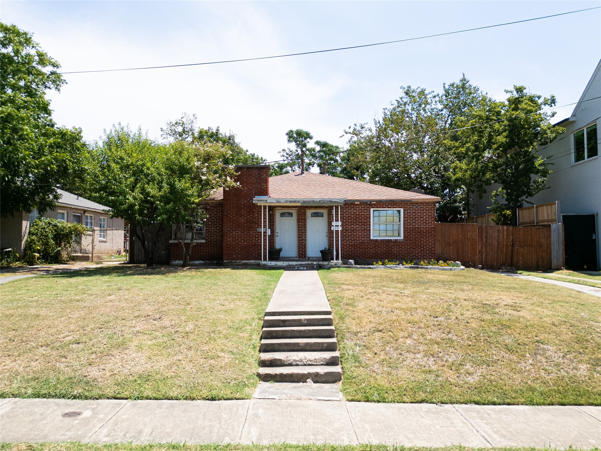 2204 Lovedale Avenue