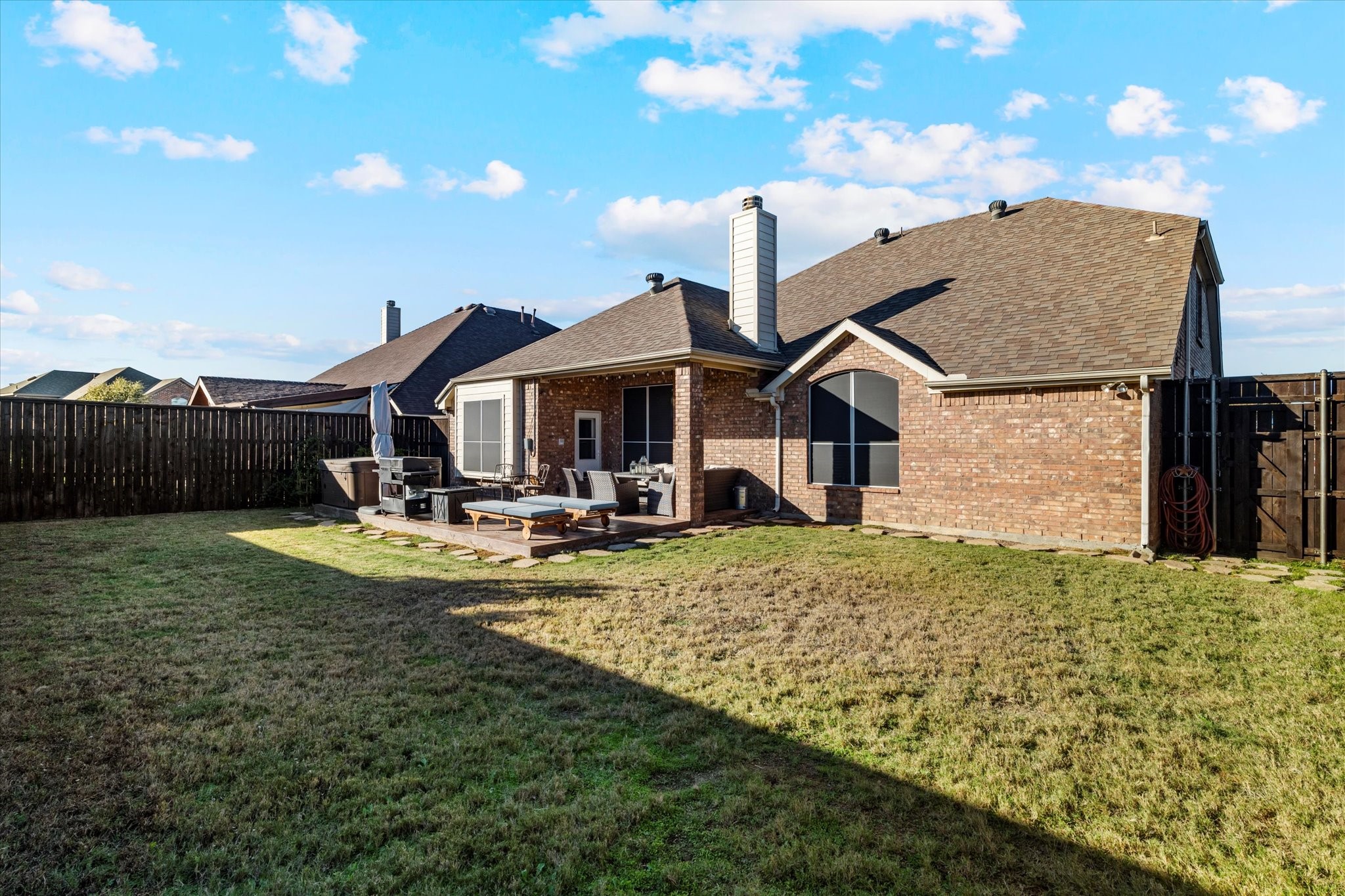 2604 Leisure Lane