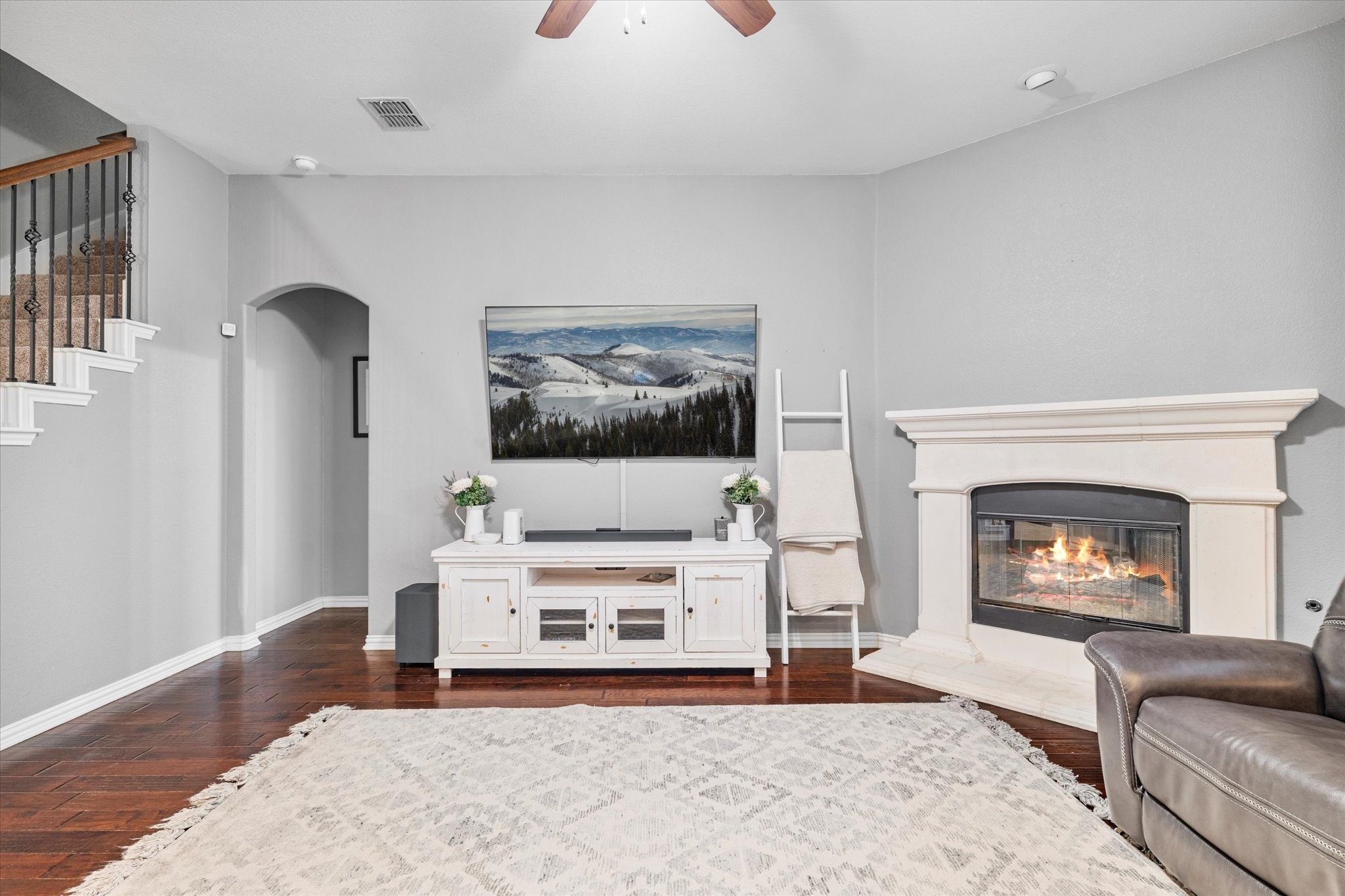 2604 Leisure Lane