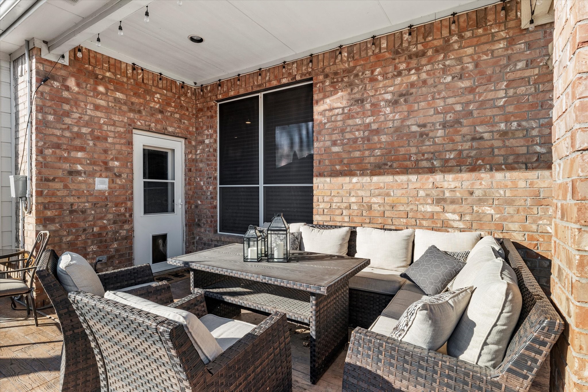 2604 Leisure Lane