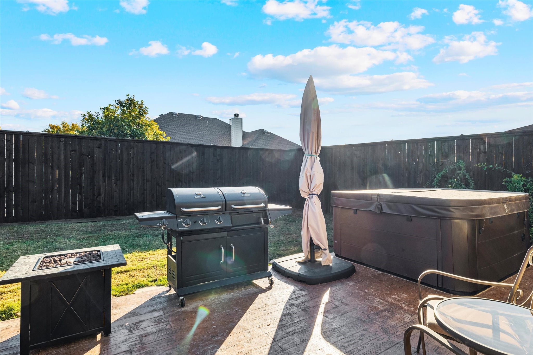 2604 Leisure Lane