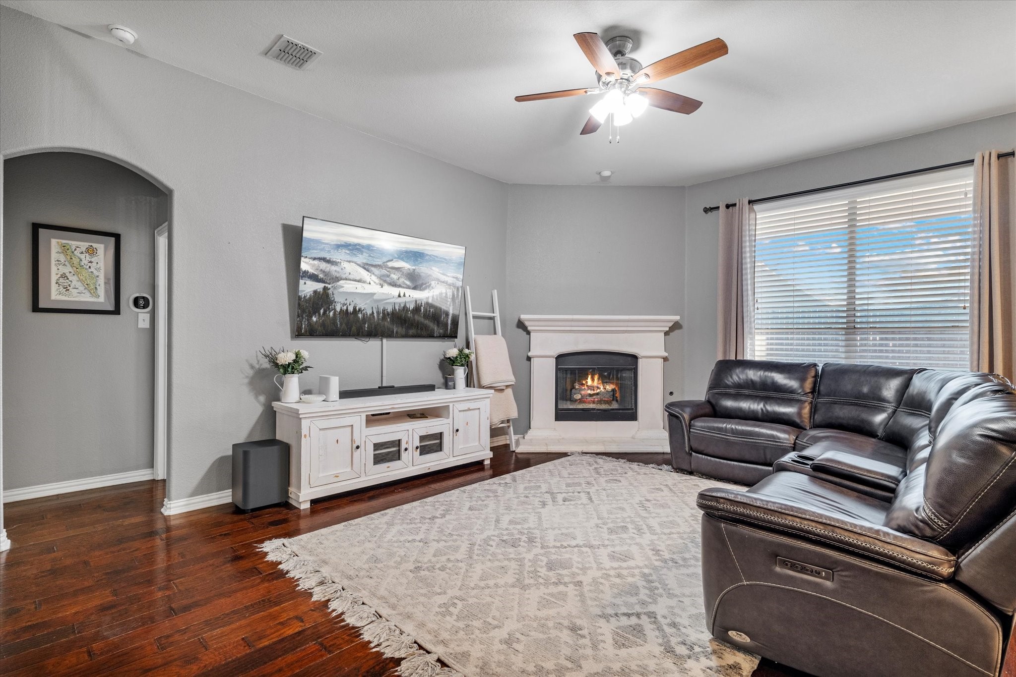 2604 Leisure Lane