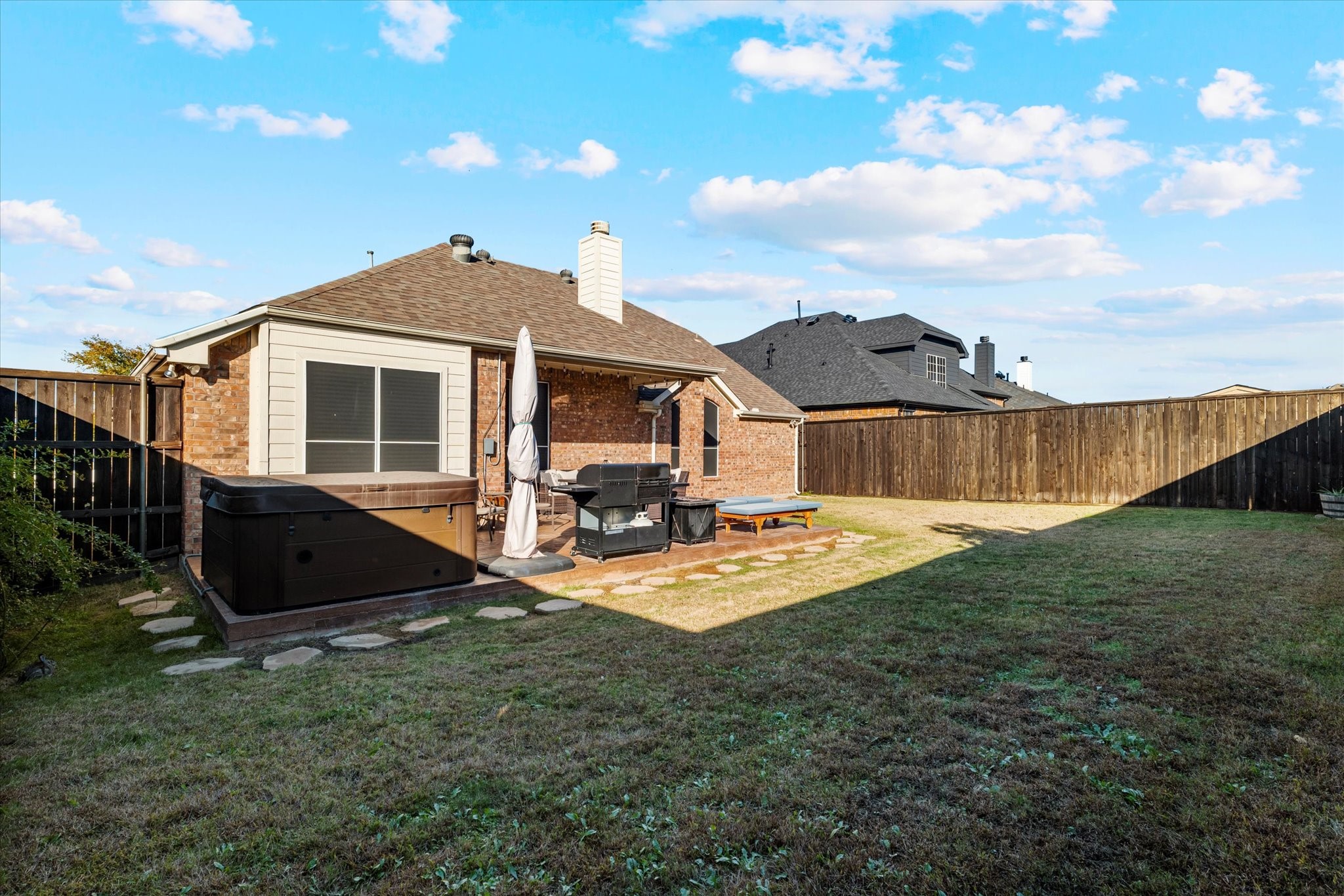 2604 Leisure Lane