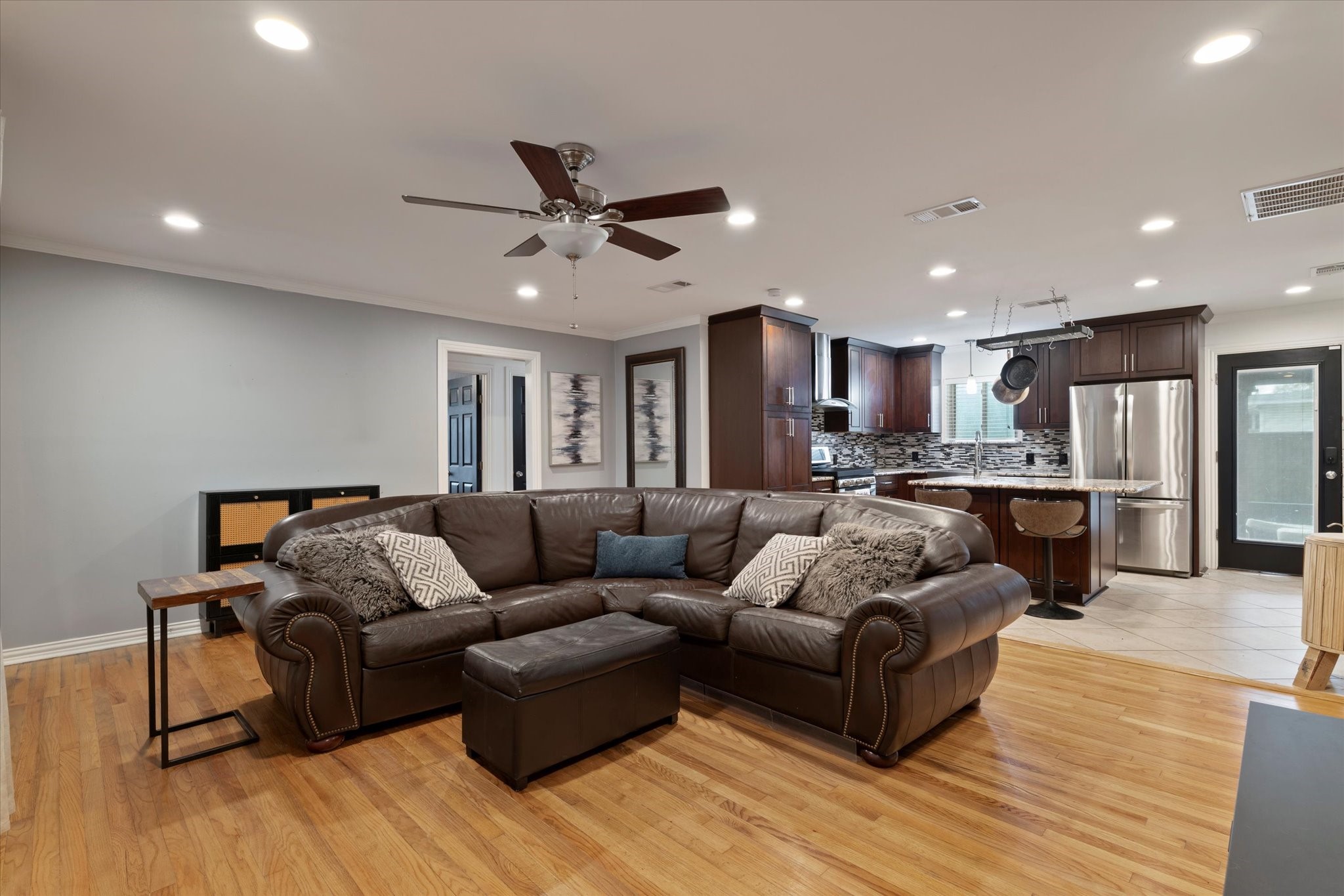 1411 Oriole Lane