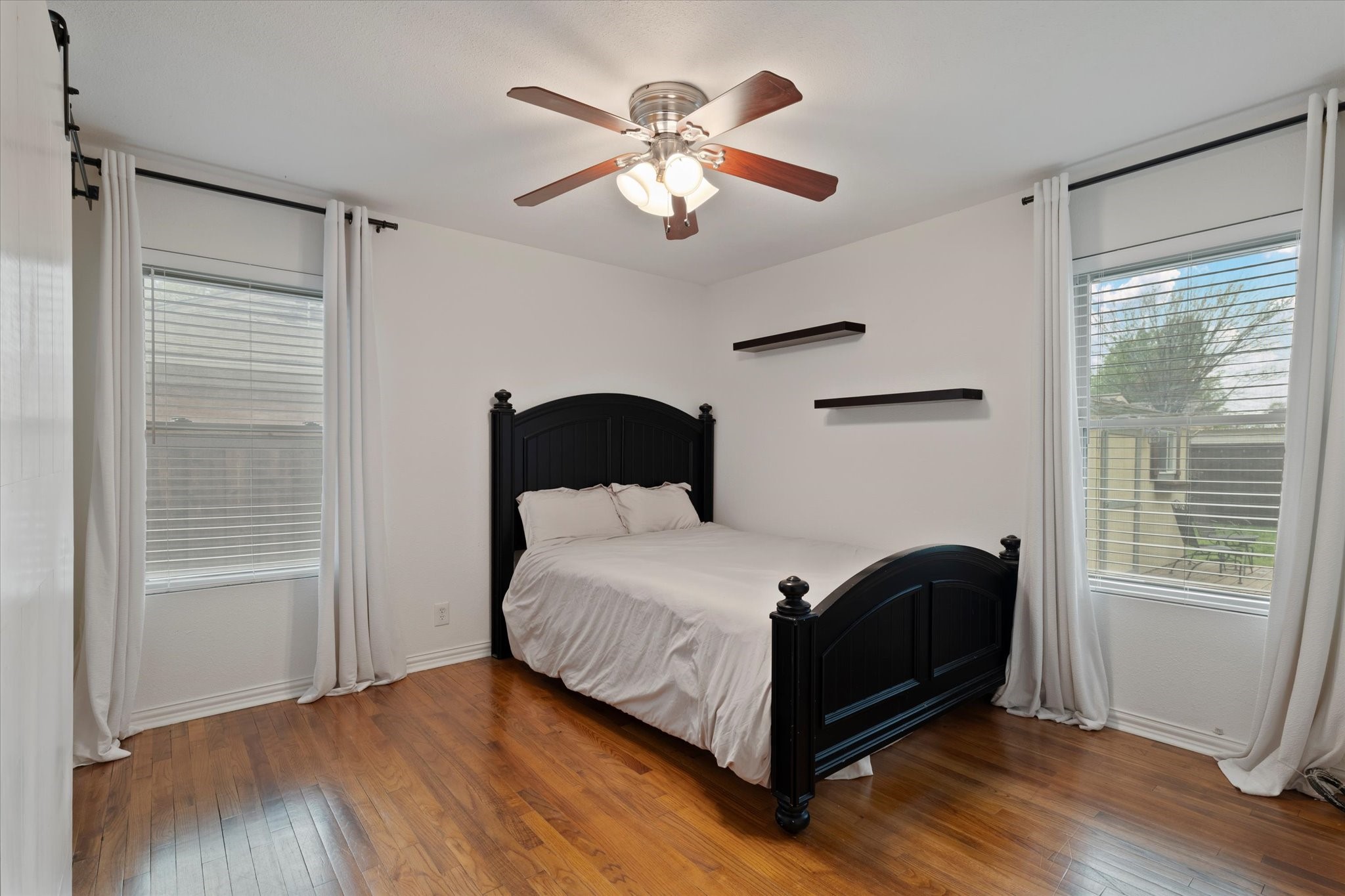 1411 Oriole Lane