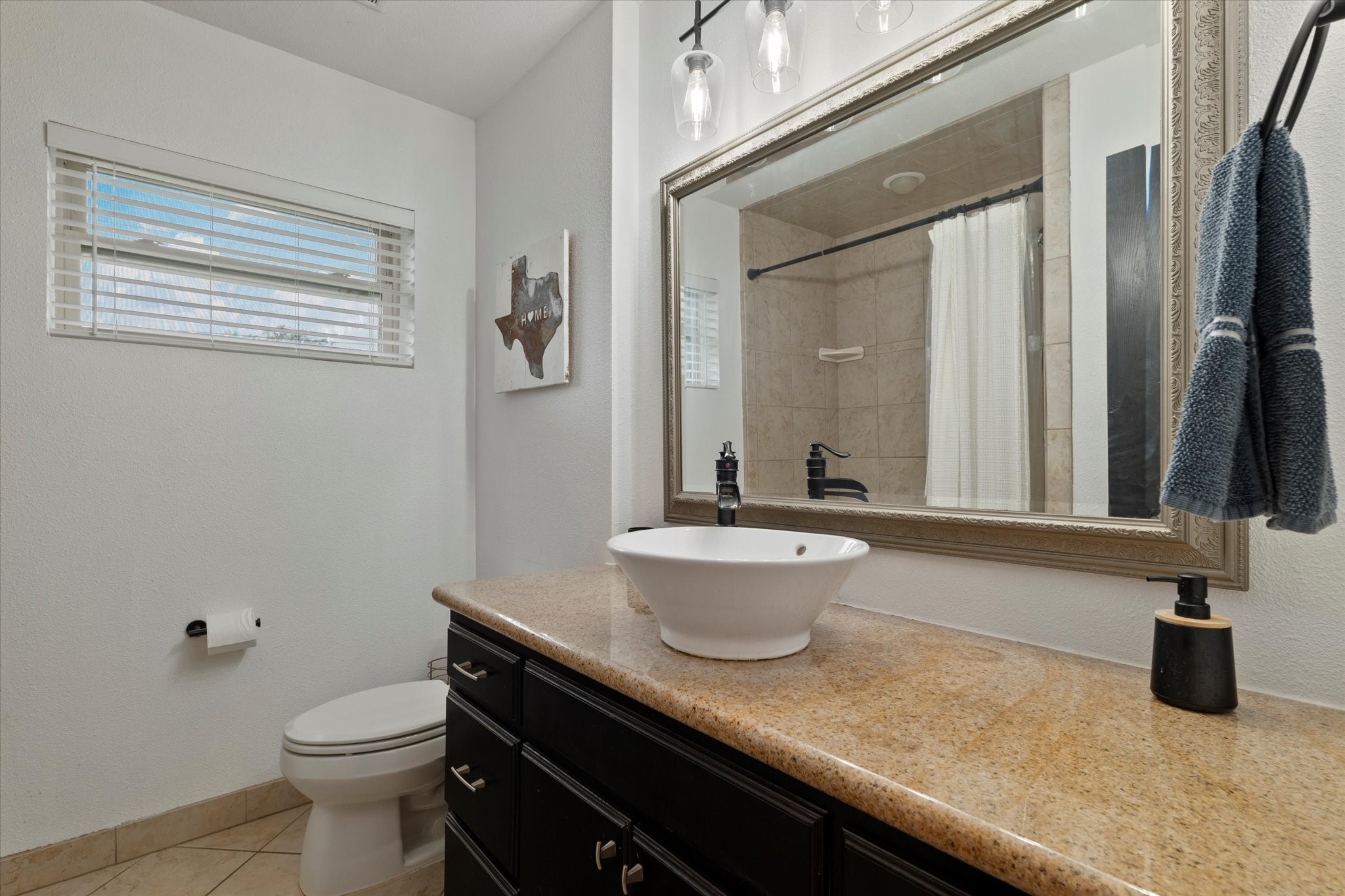 1411 Oriole Lane