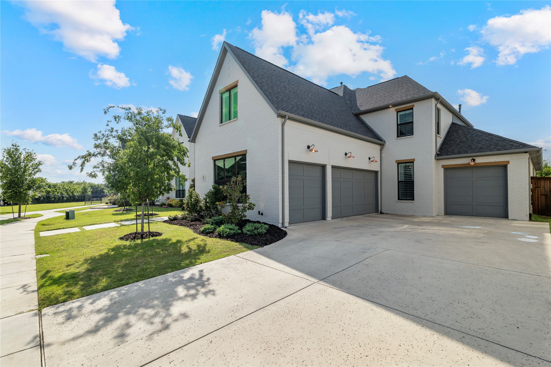 1525 Langford Lane