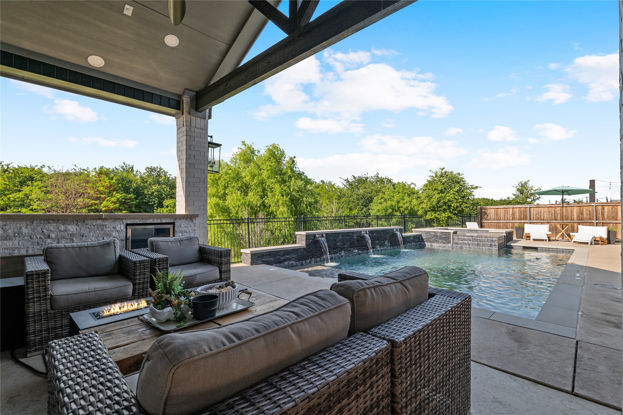 1525 Langford Lane