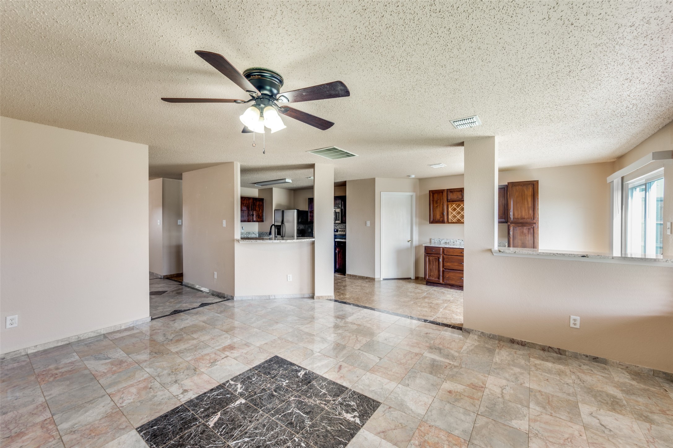 1409 Ridgecrest Drive