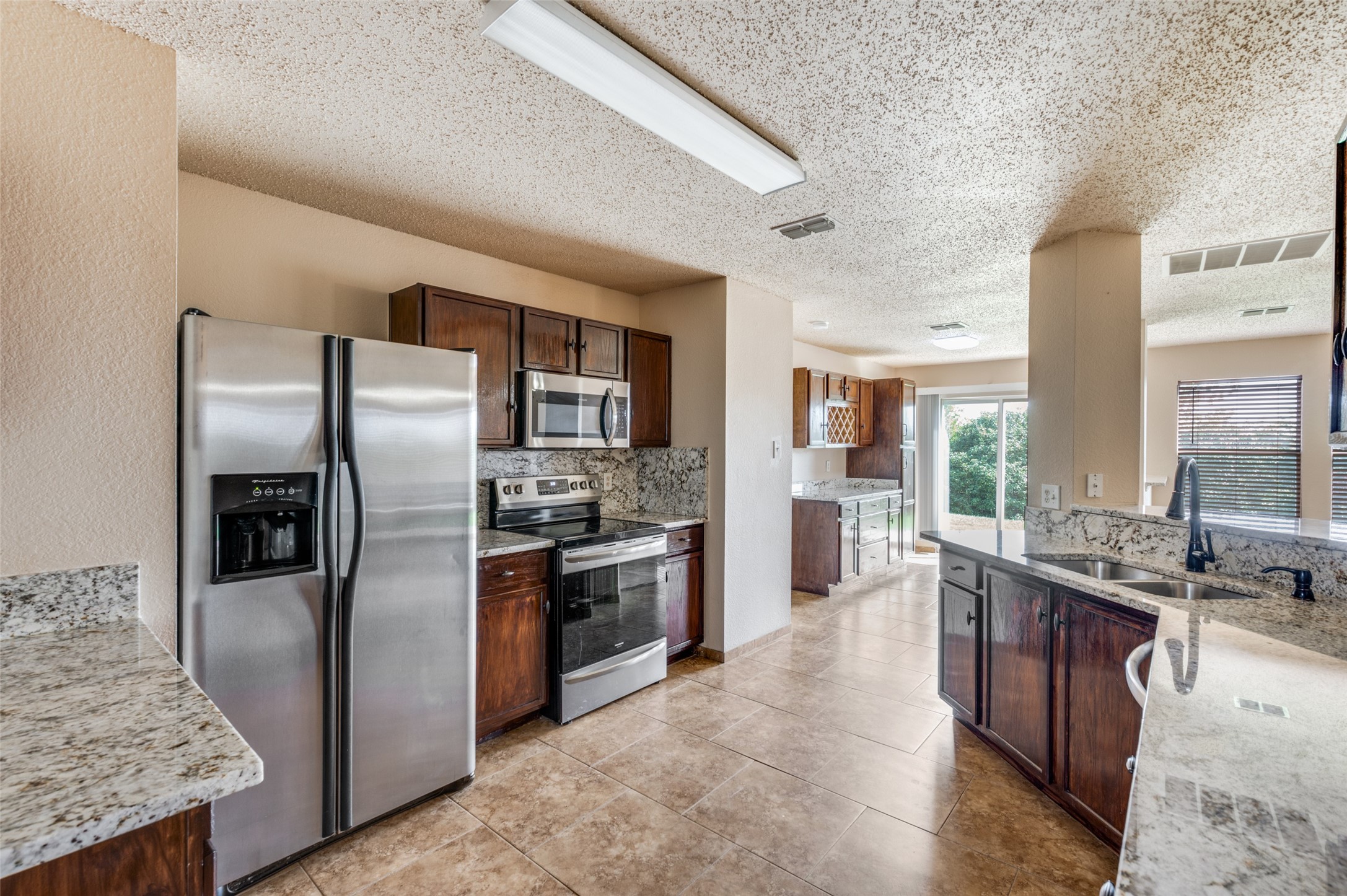 1409 Ridgecrest Drive