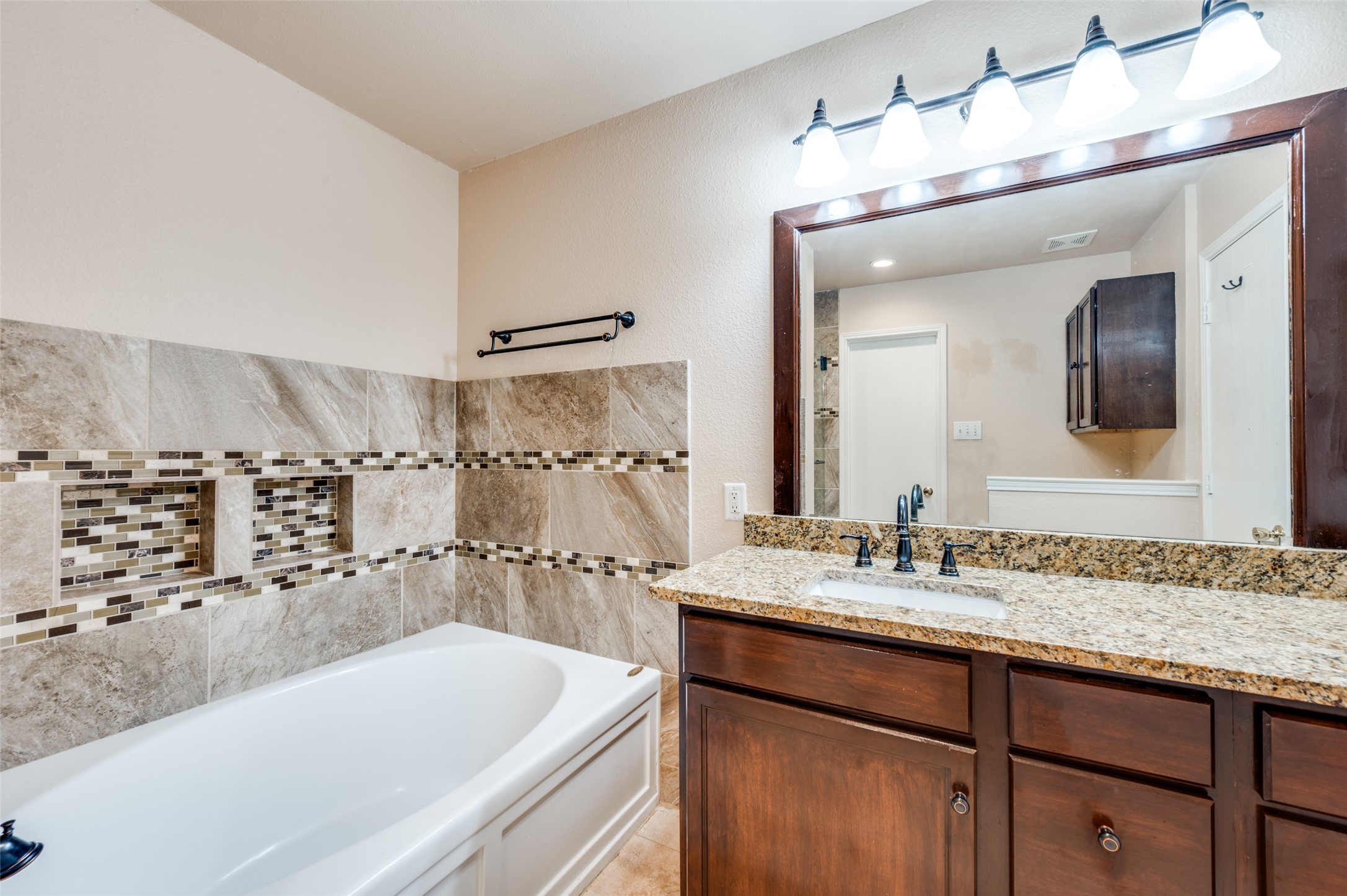 1409 Ridgecrest Drive