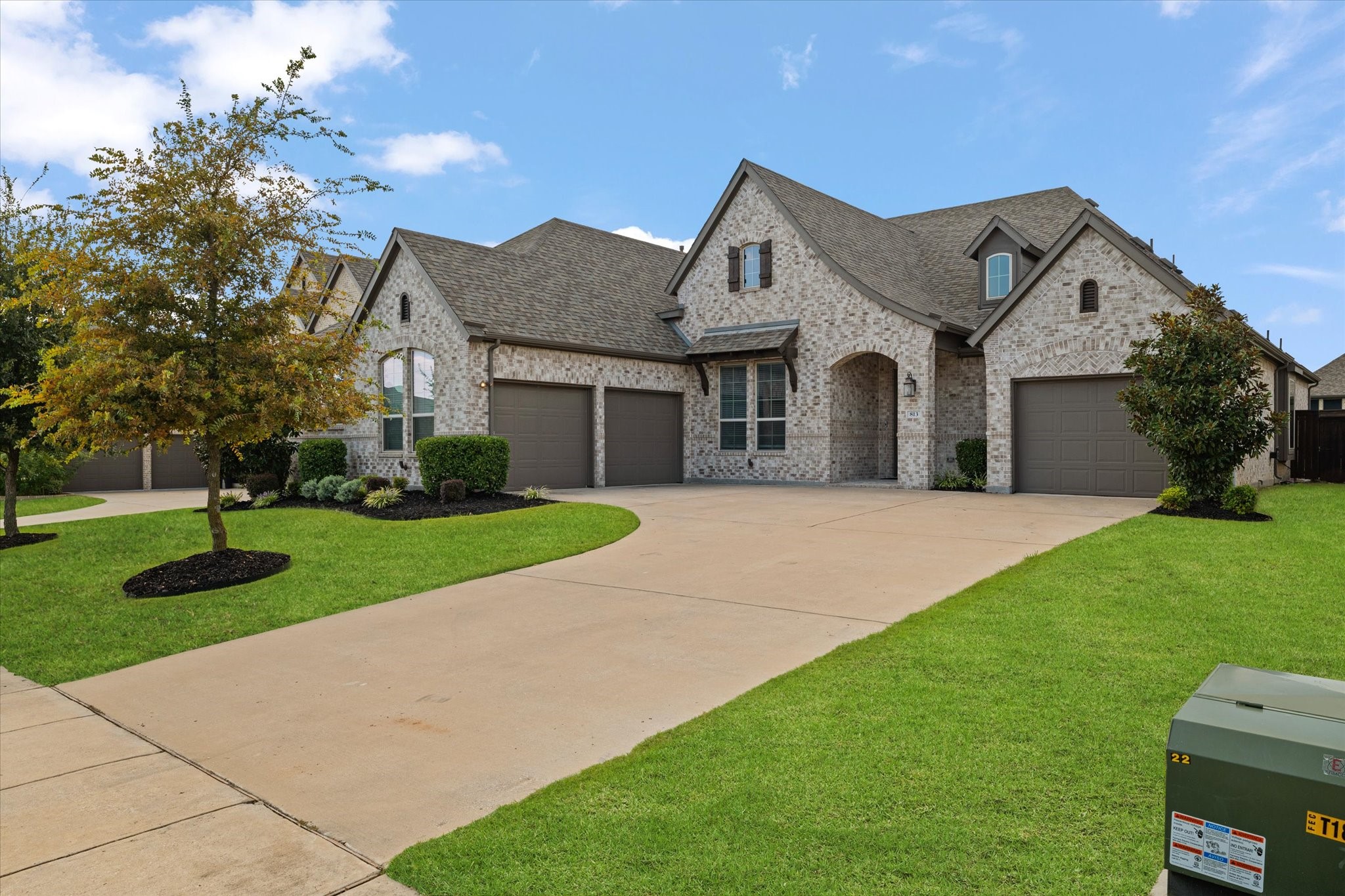 813 Burgess Lane