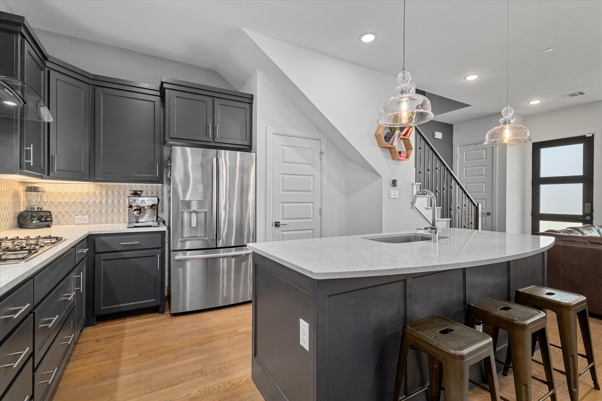 8012 Zeppos Drive