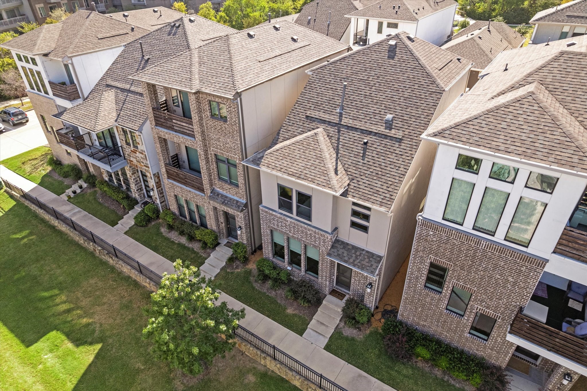 8012 Zeppos Drive
