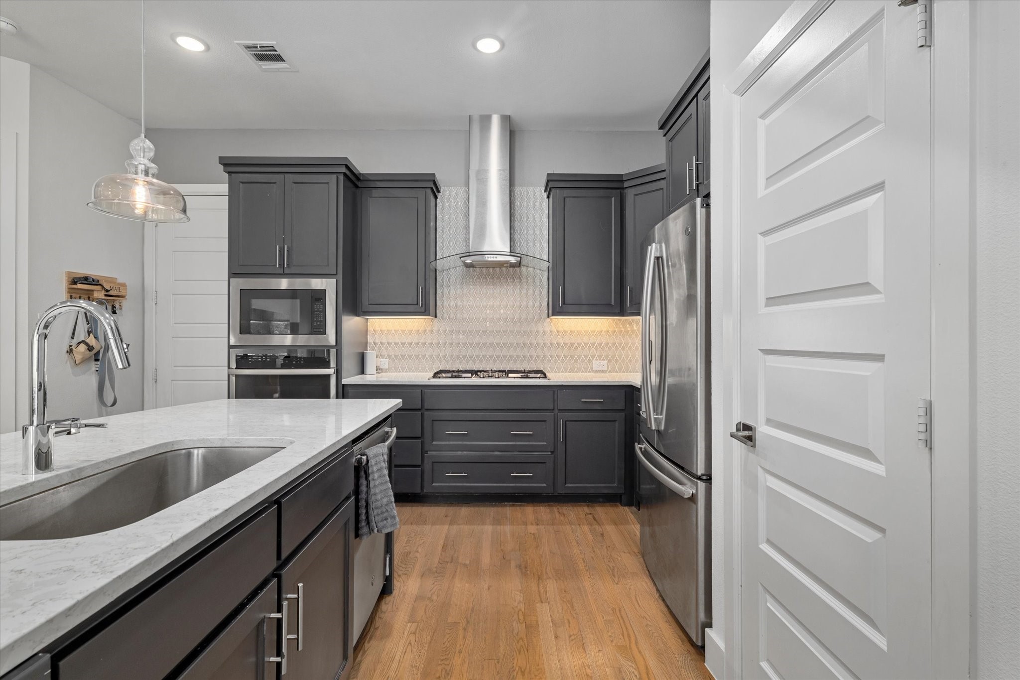 8012 Zeppos Drive