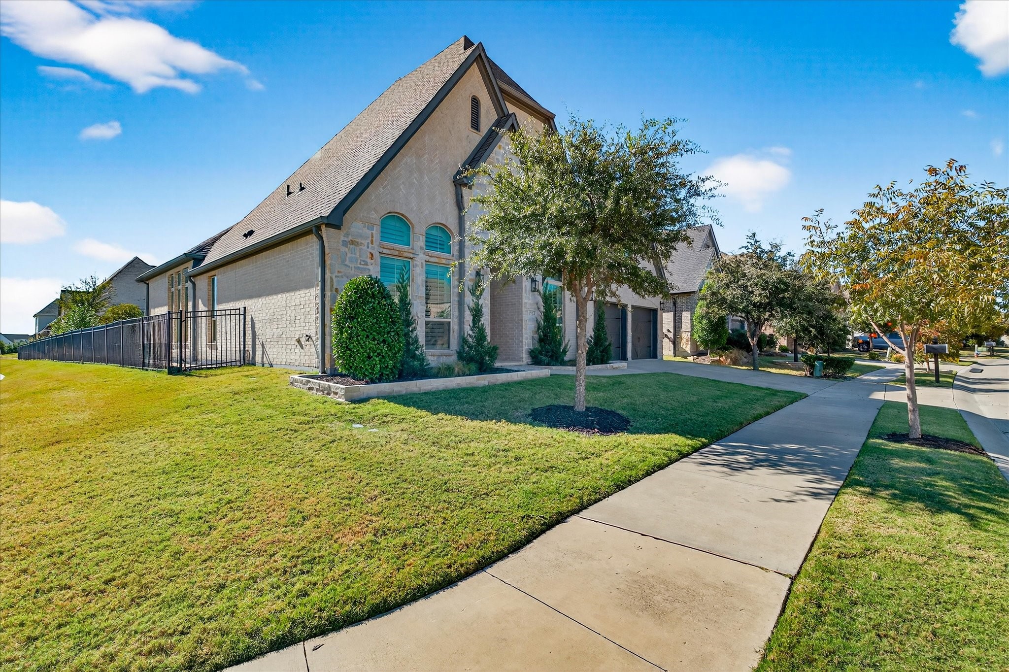 1724 Hollyhock Drive