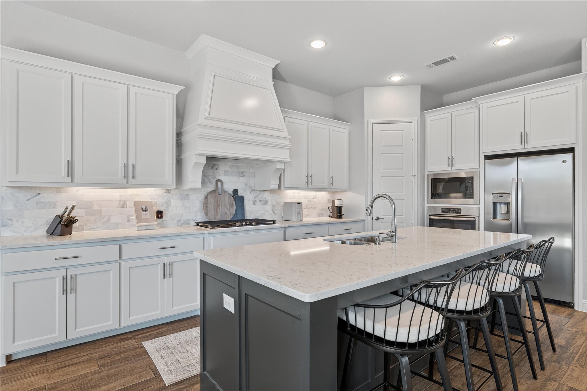 1724 Hollyhock Drive