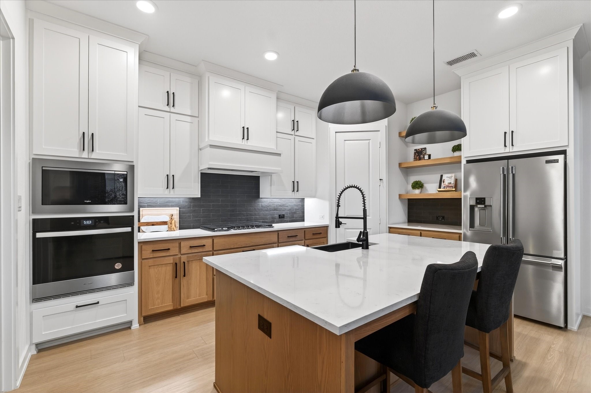 15562 Fringe Tree Road