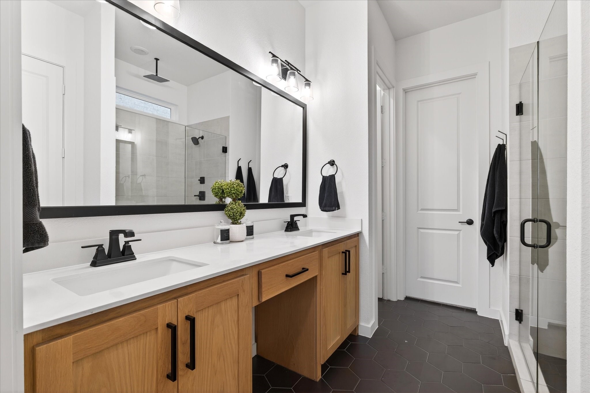 15562 Fringe Tree Road