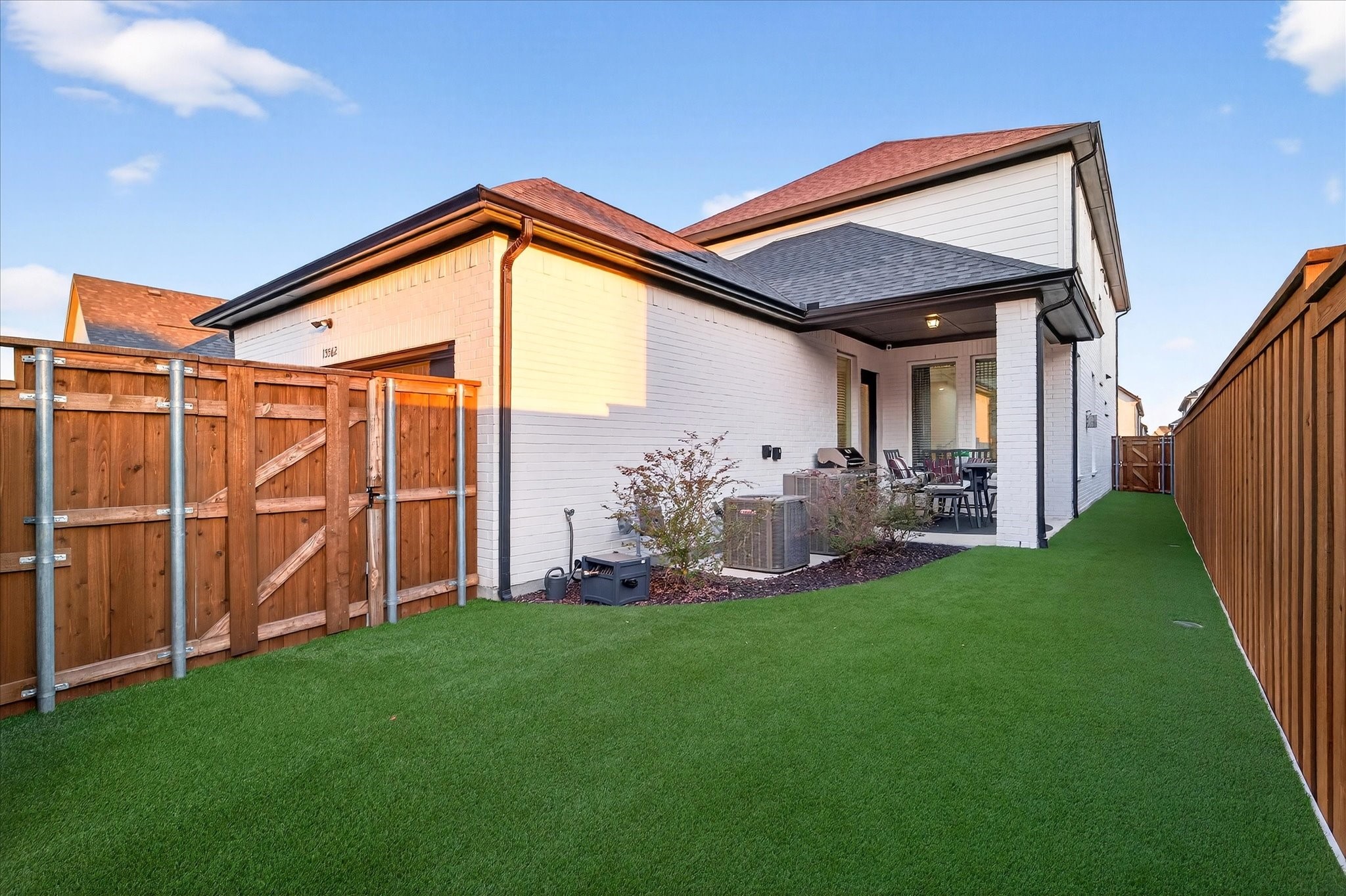 15562 Fringe Tree Road