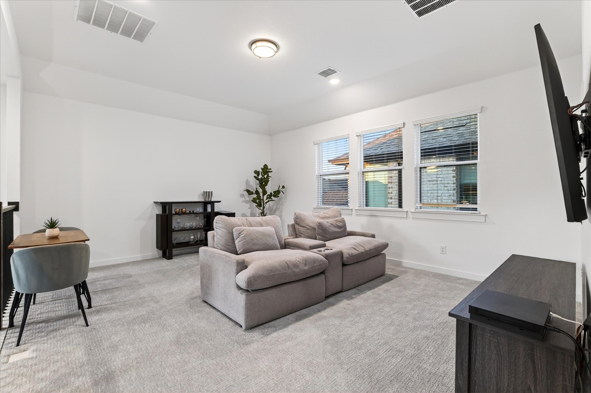 15562 Fringe Tree Road