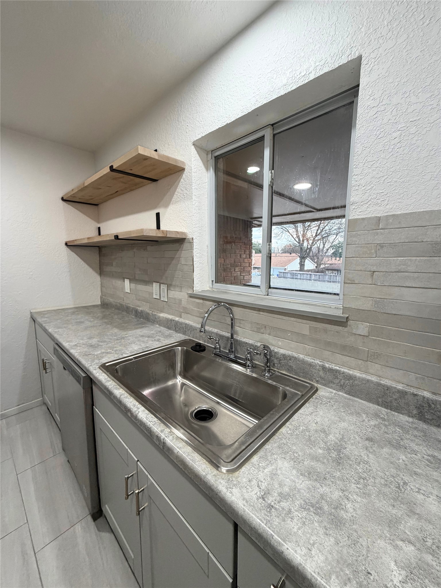 2803 Rio Branco Street 201