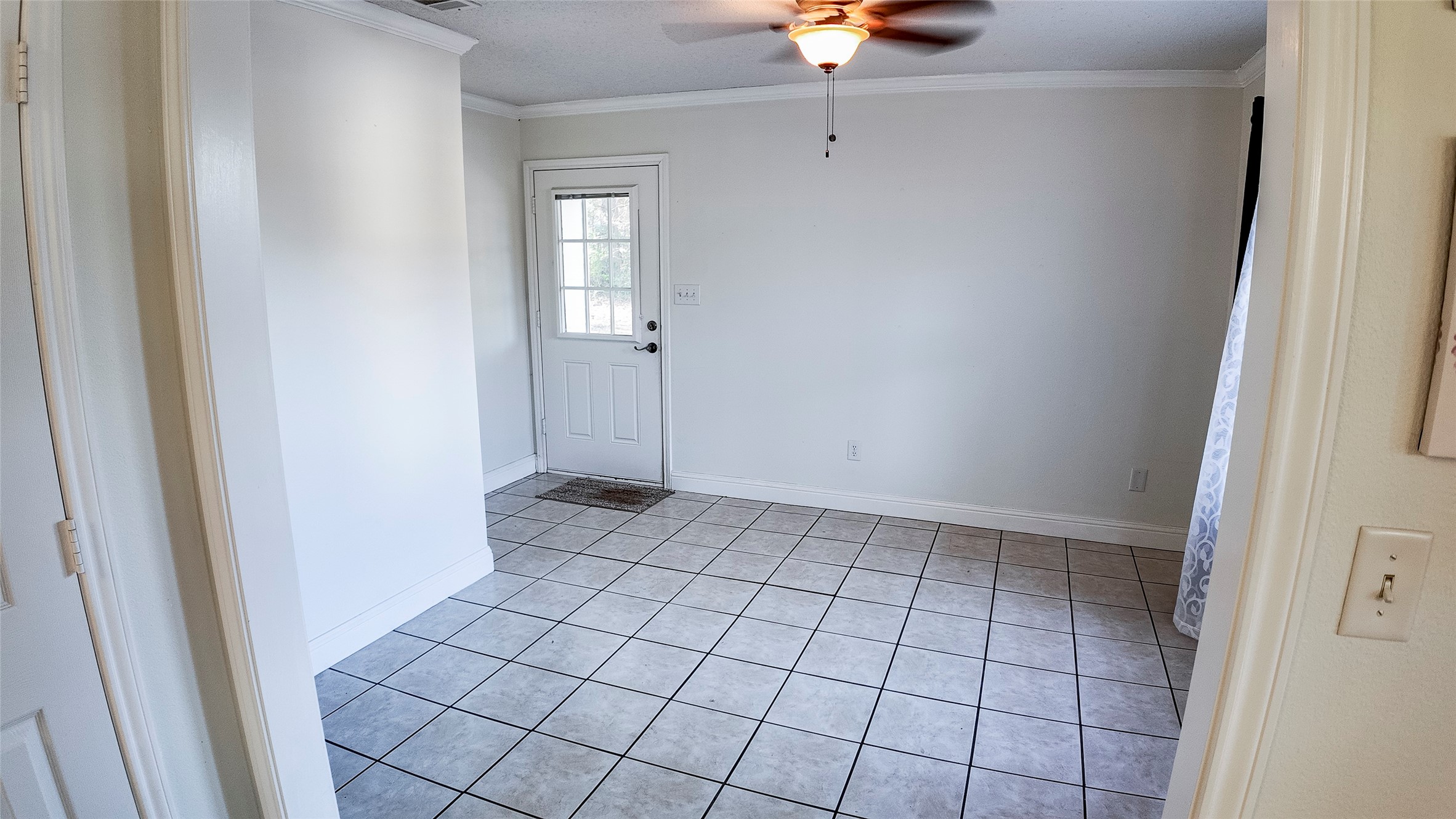 2332 Holly Trail E