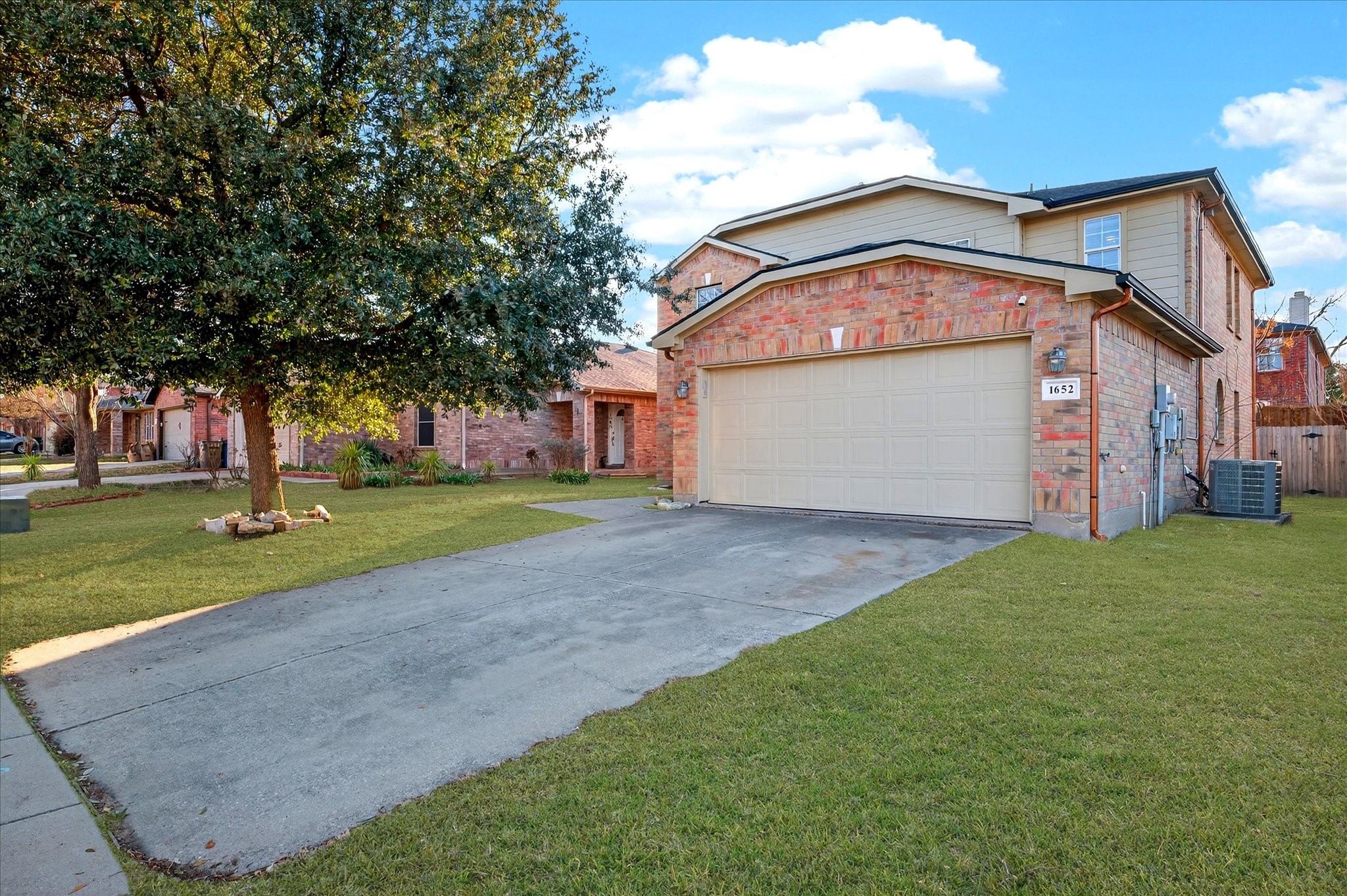 1652 Lionheart Drive