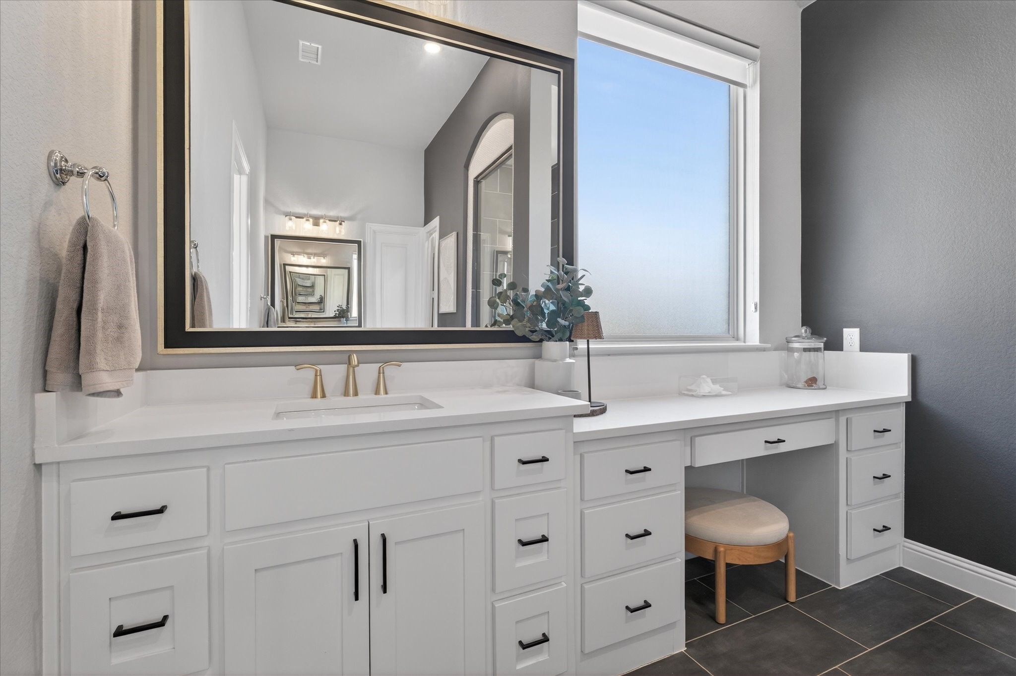 4116 Sandbrock Parkway