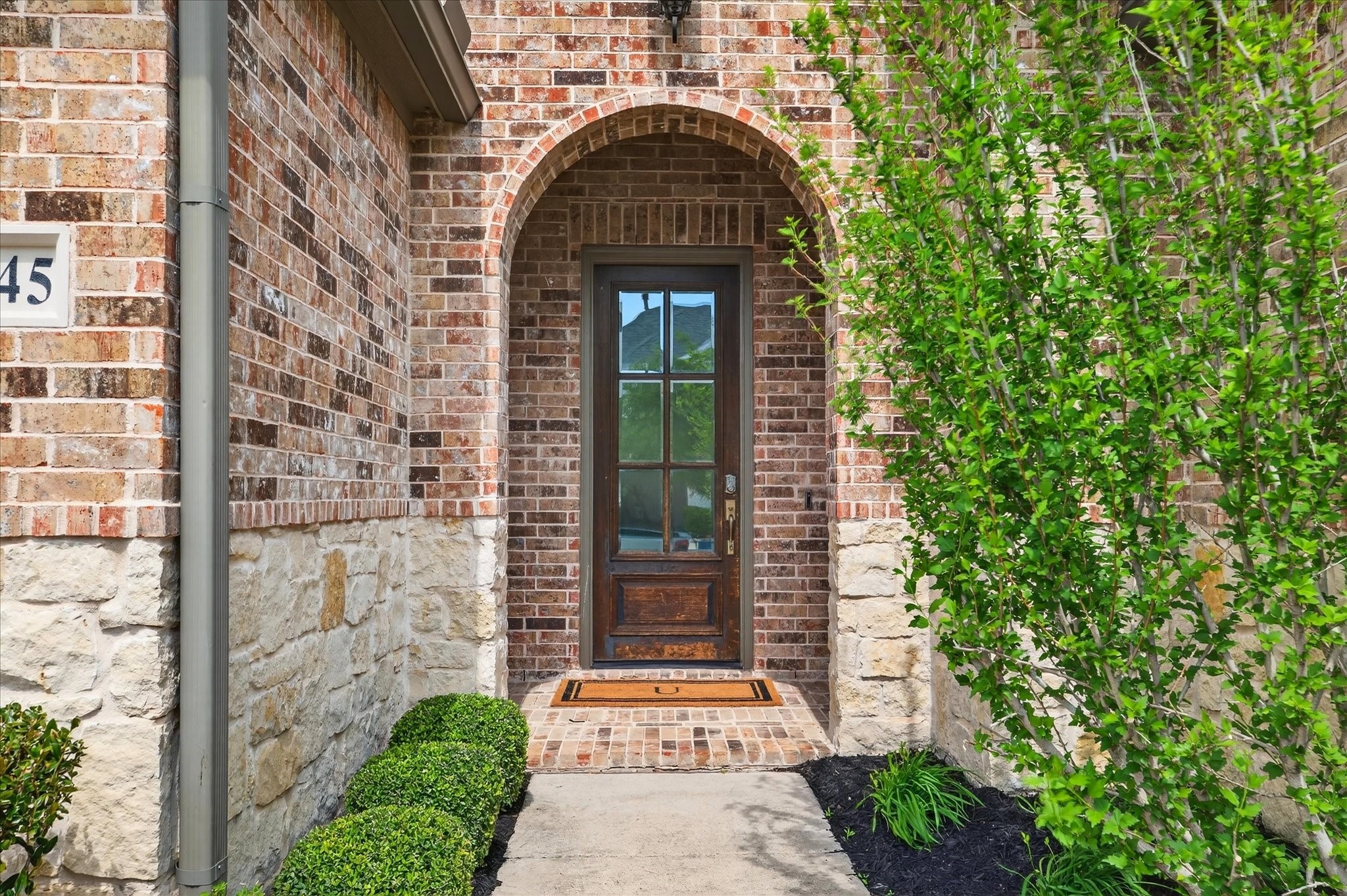 1645 Brighton Boulevard