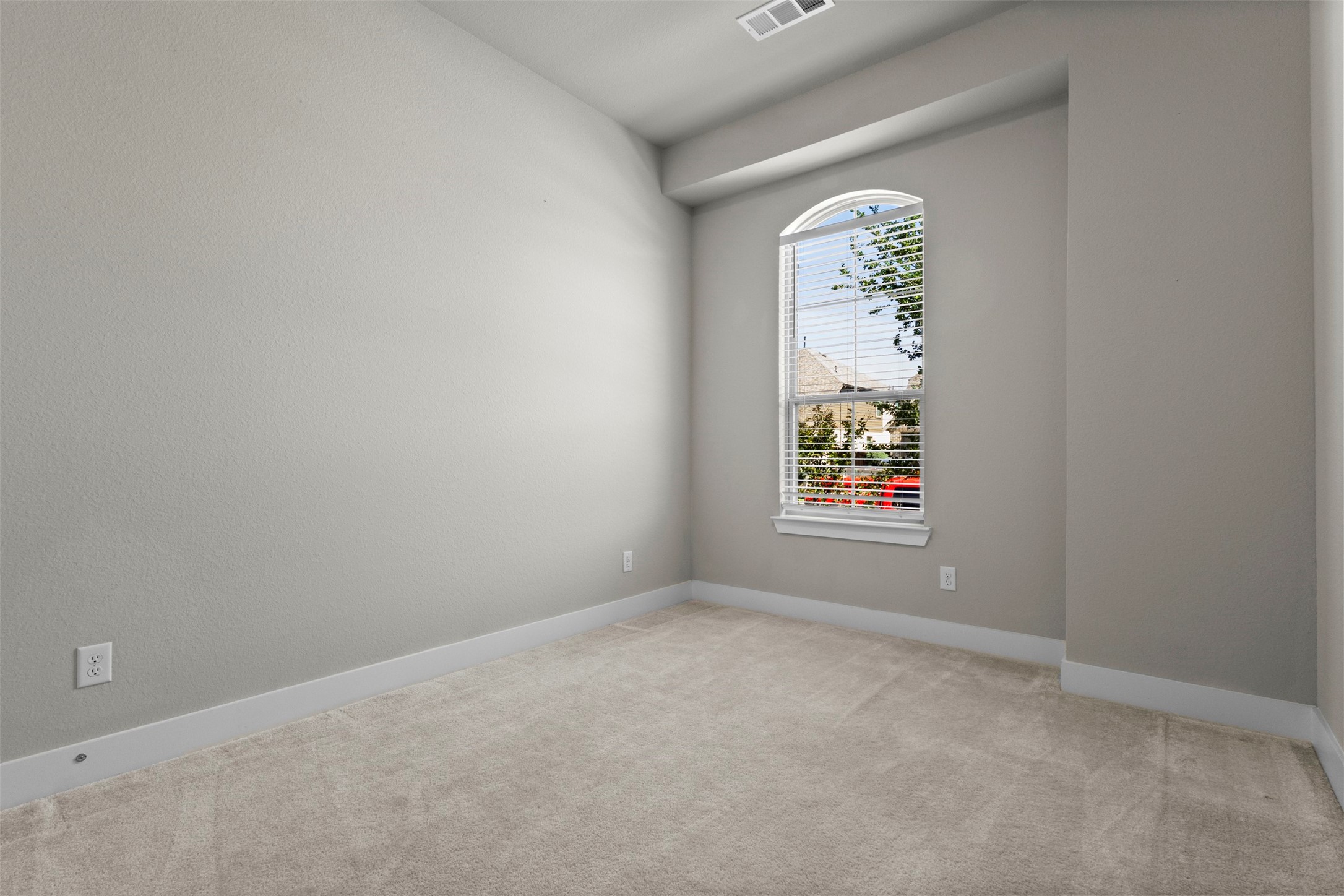 1916 Pelham Drive