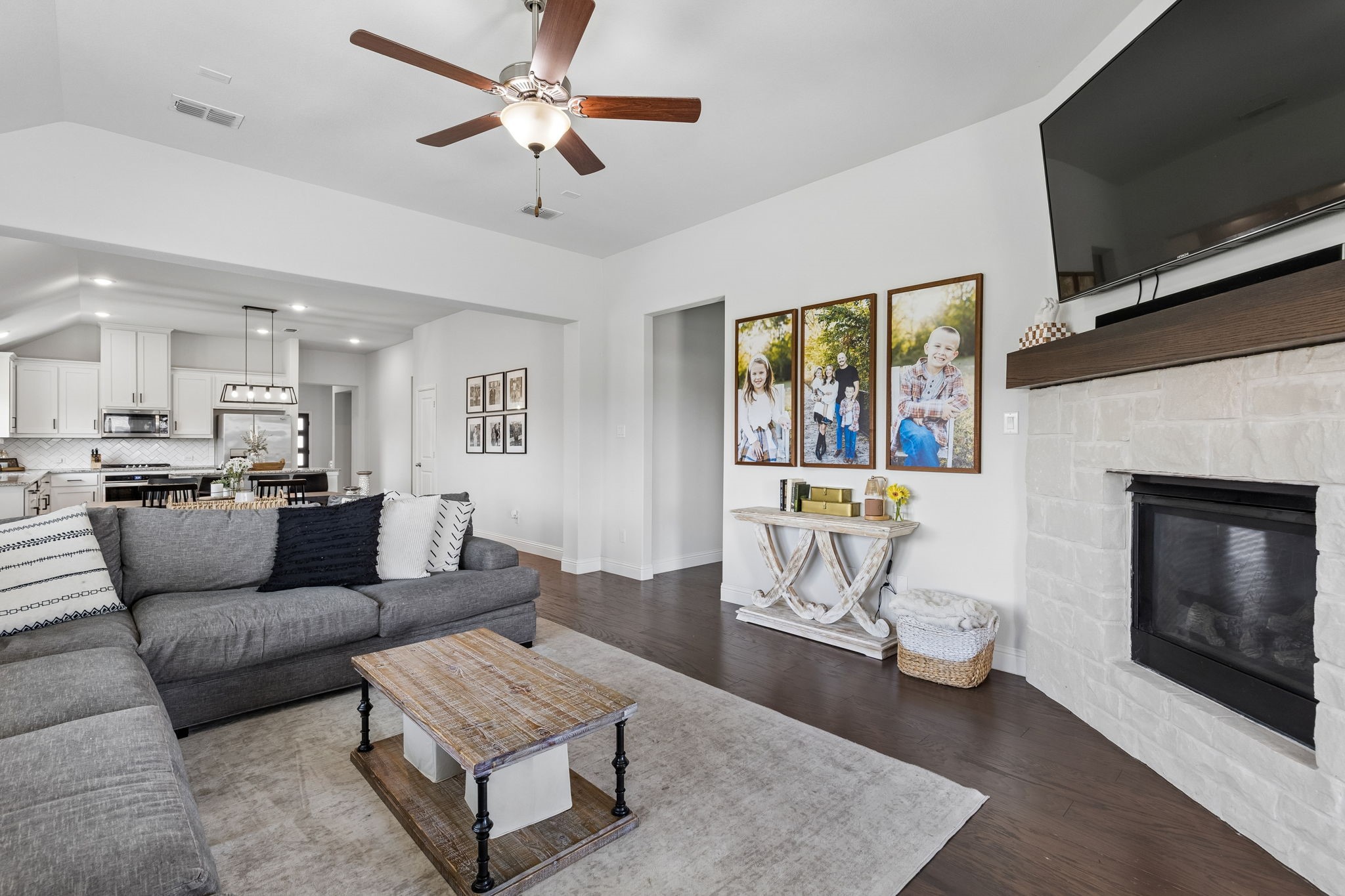 3814 Chicory Court
