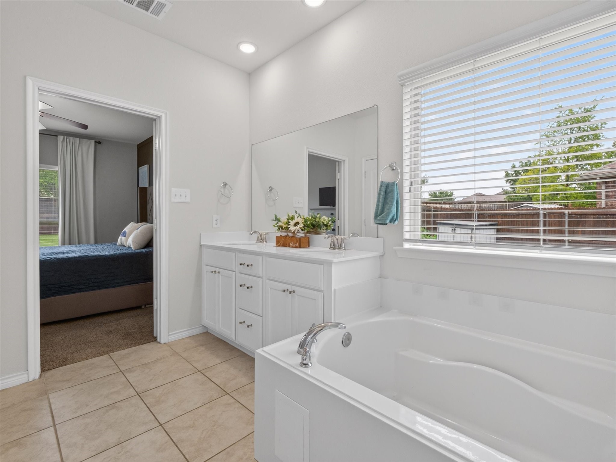 324 Brazoria Lane
