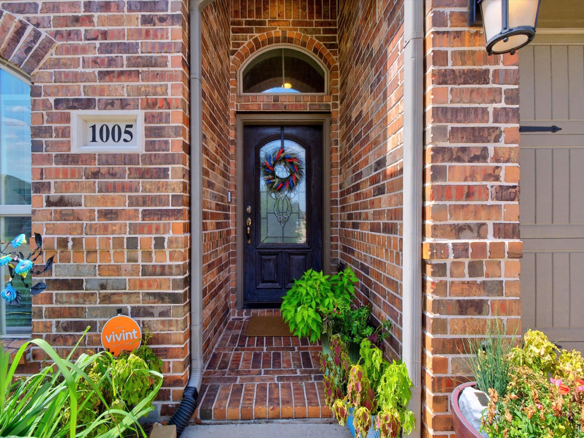 1005 Hubbard Creek Trail