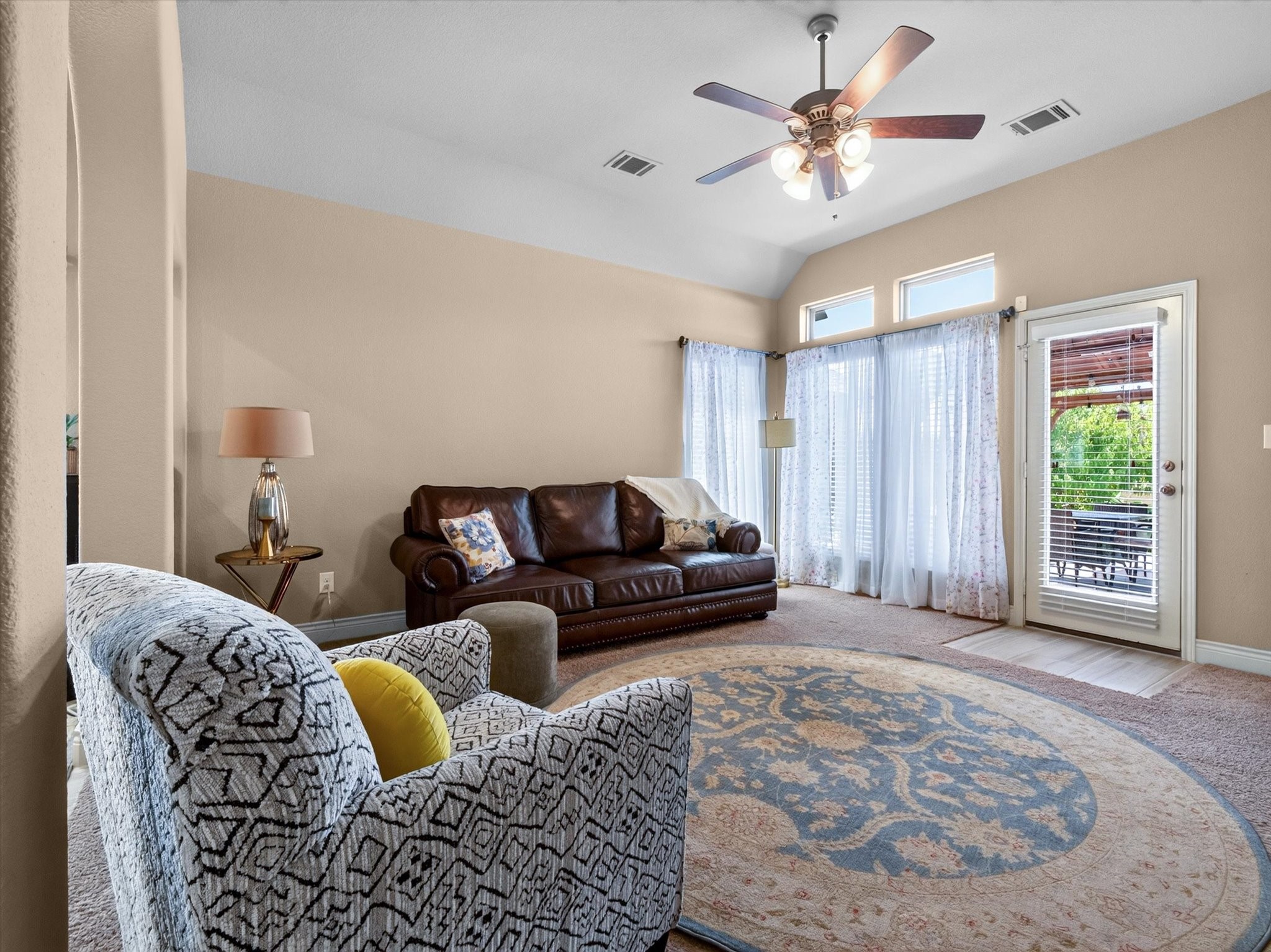 1005 Hubbard Creek Trail