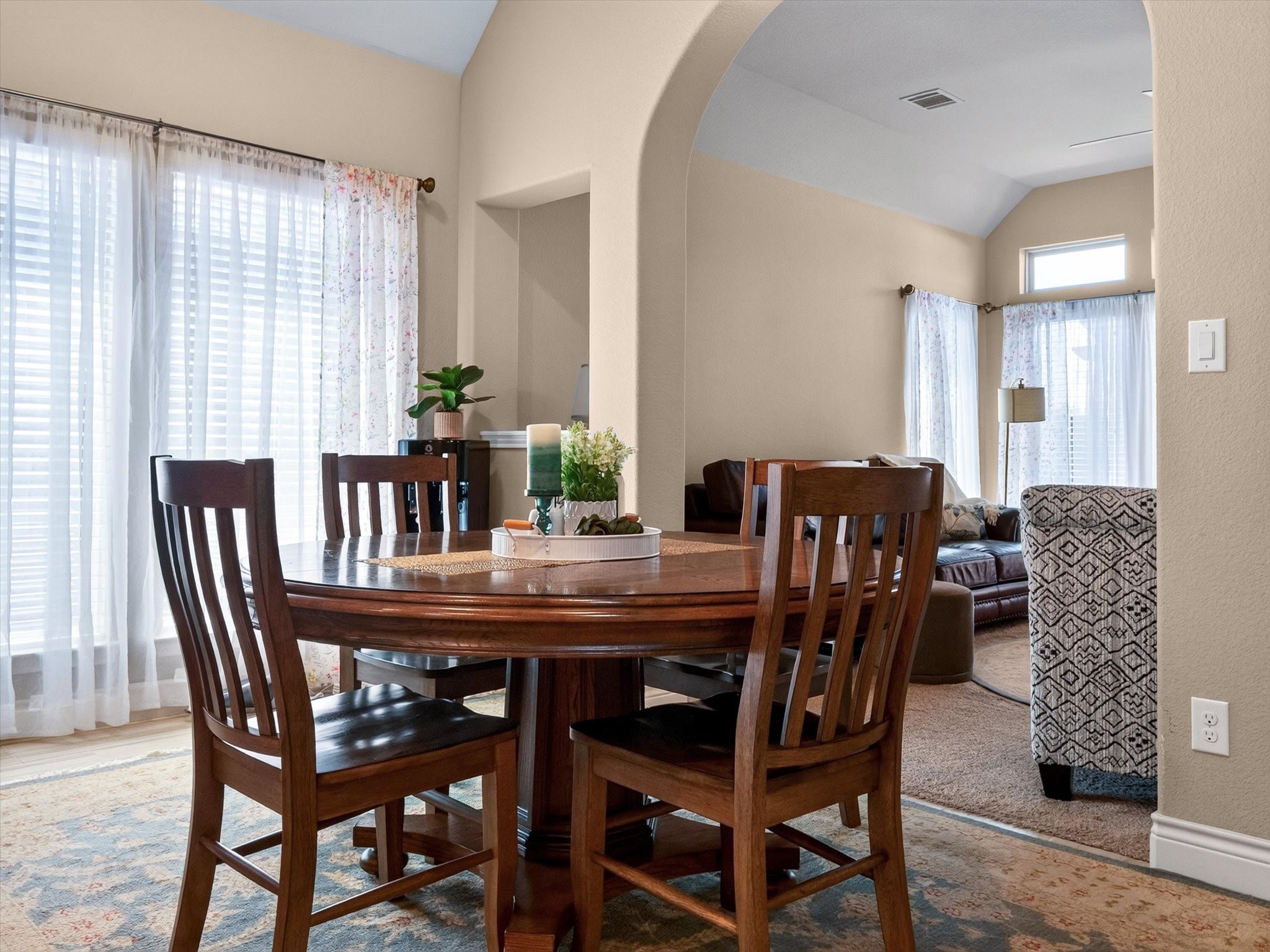1005 Hubbard Creek Trail