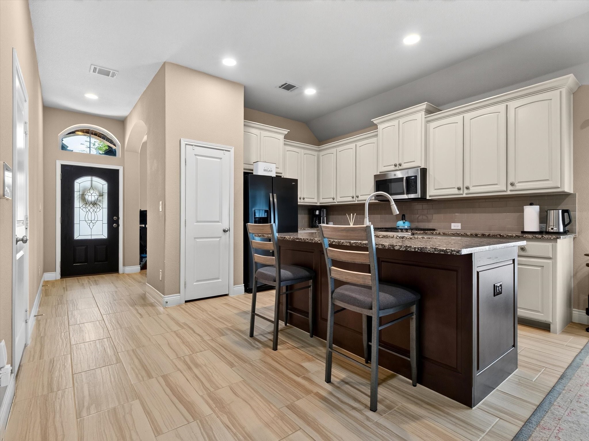 1005 Hubbard Creek Trail