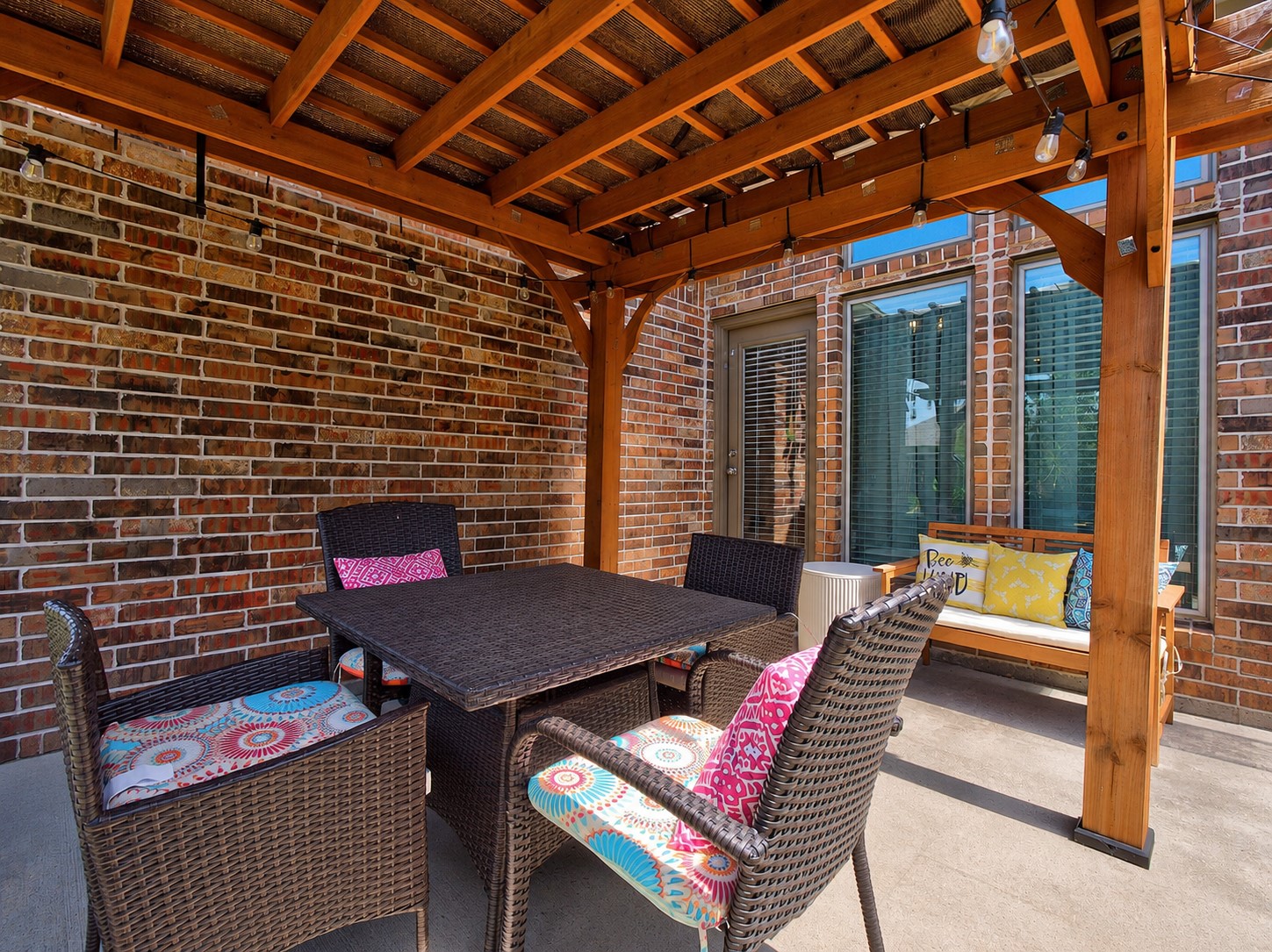 1005 Hubbard Creek Trail