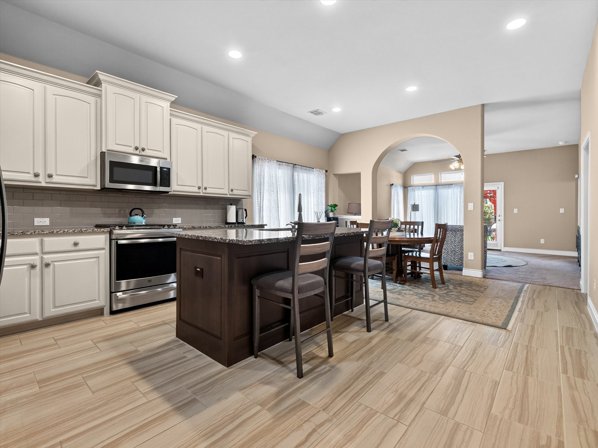 1005 Hubbard Creek Trail