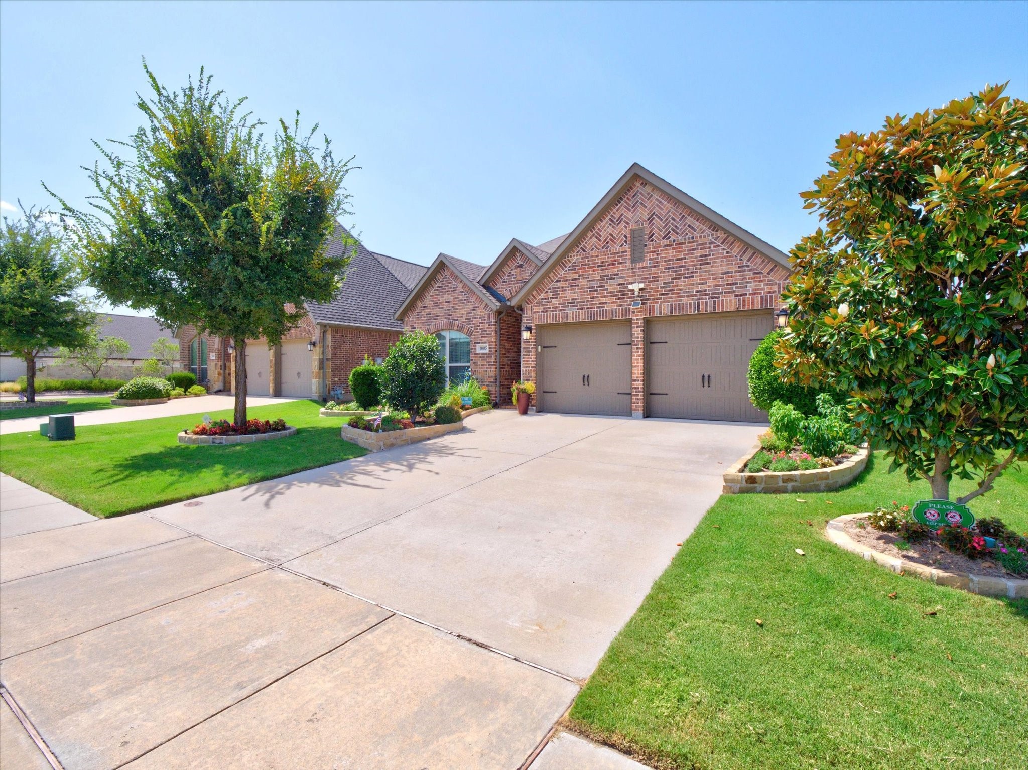1005 Hubbard Creek Trail