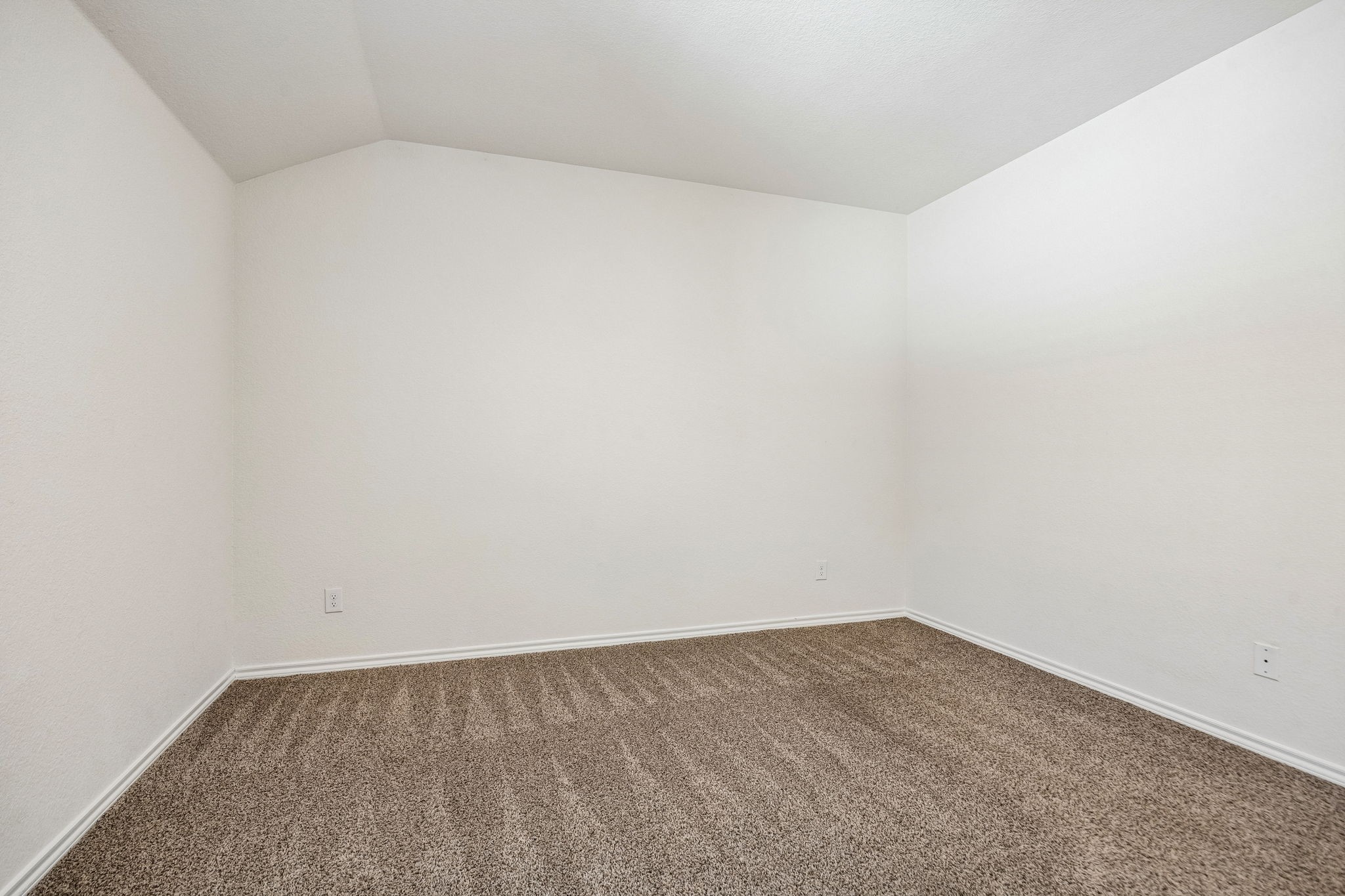1140 Norias Drive