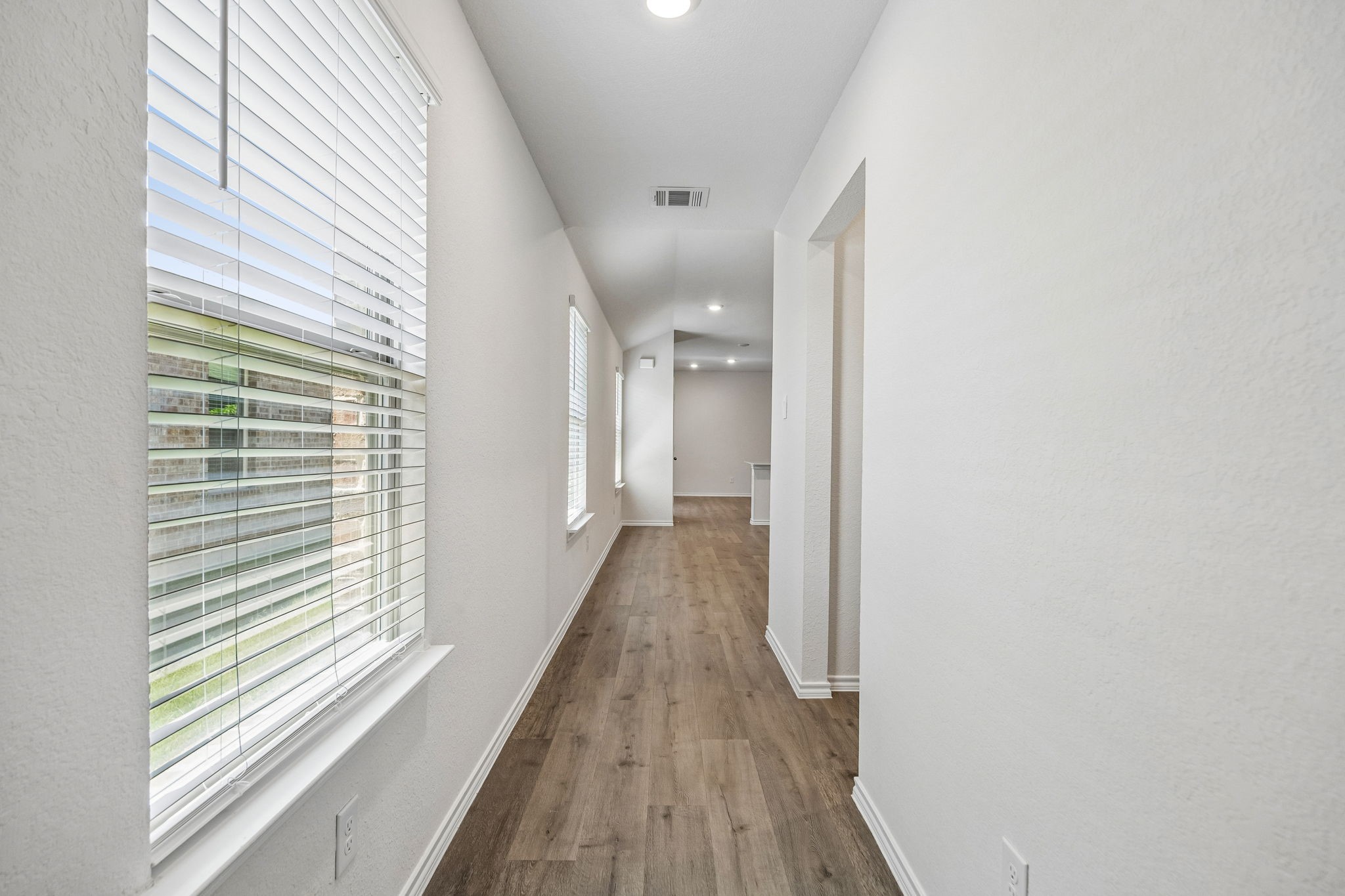 1140 Norias Drive